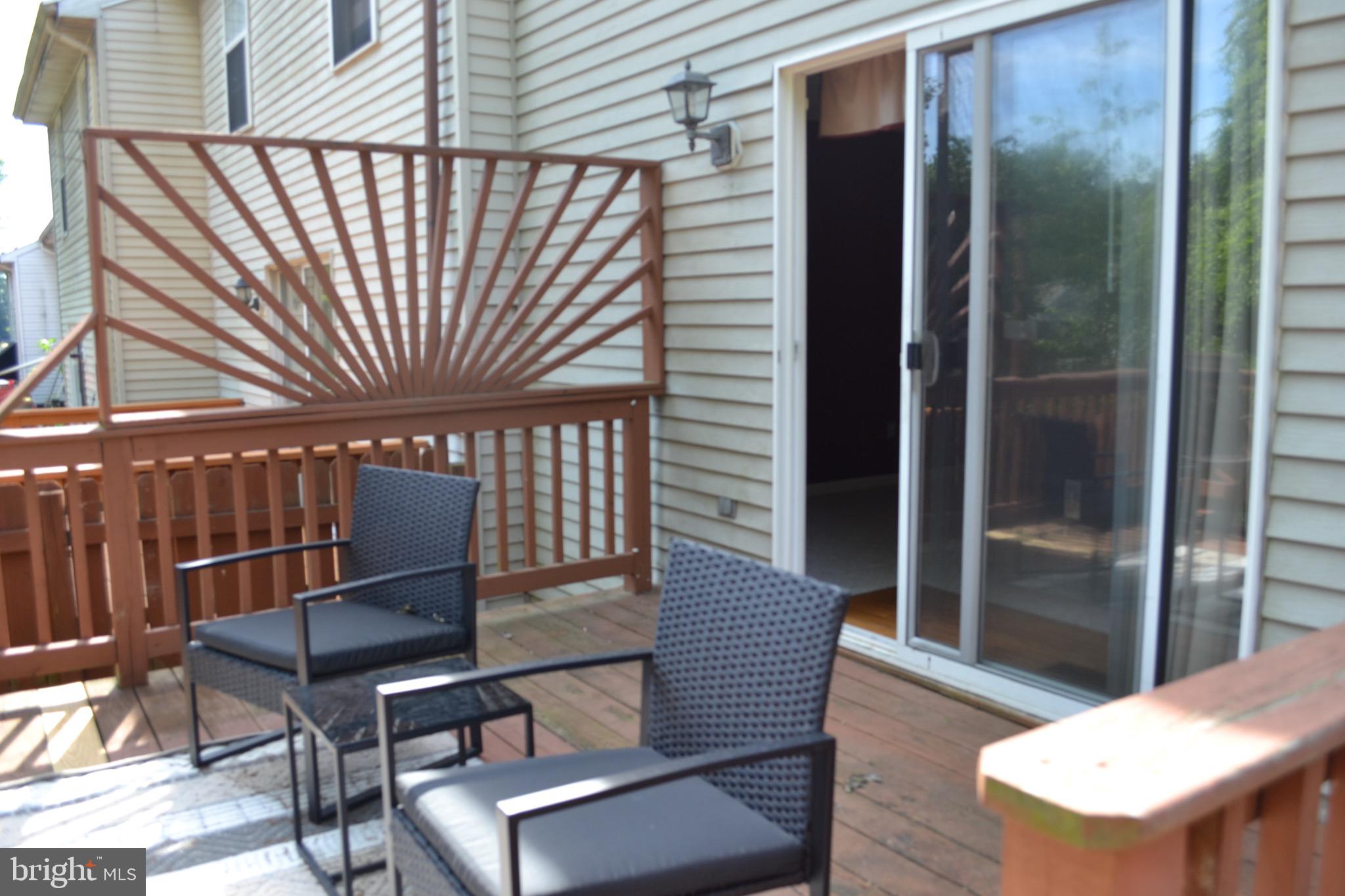 LAUREL VALLEY - Residential Lease