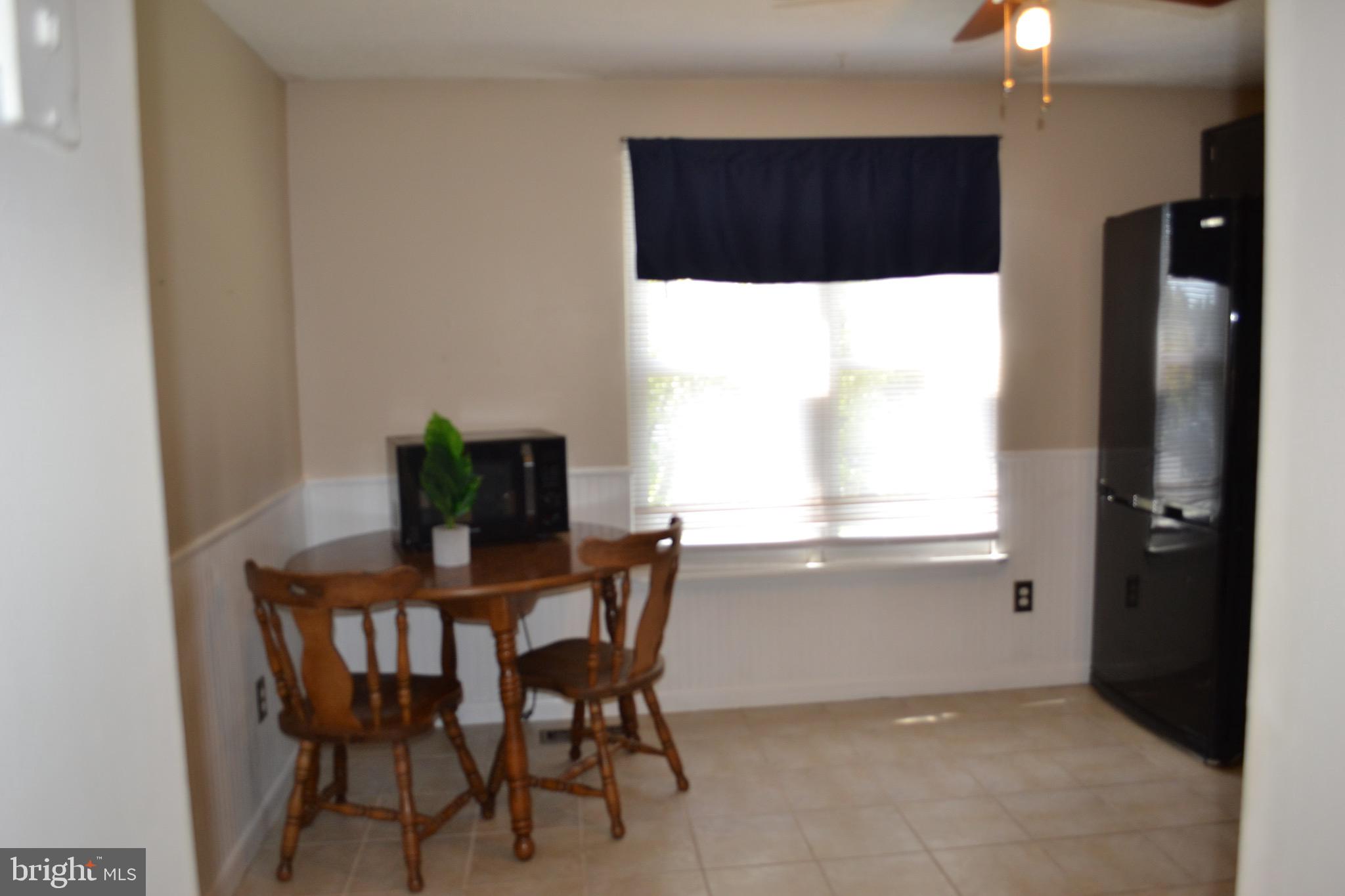 LAUREL VALLEY - Residential Lease