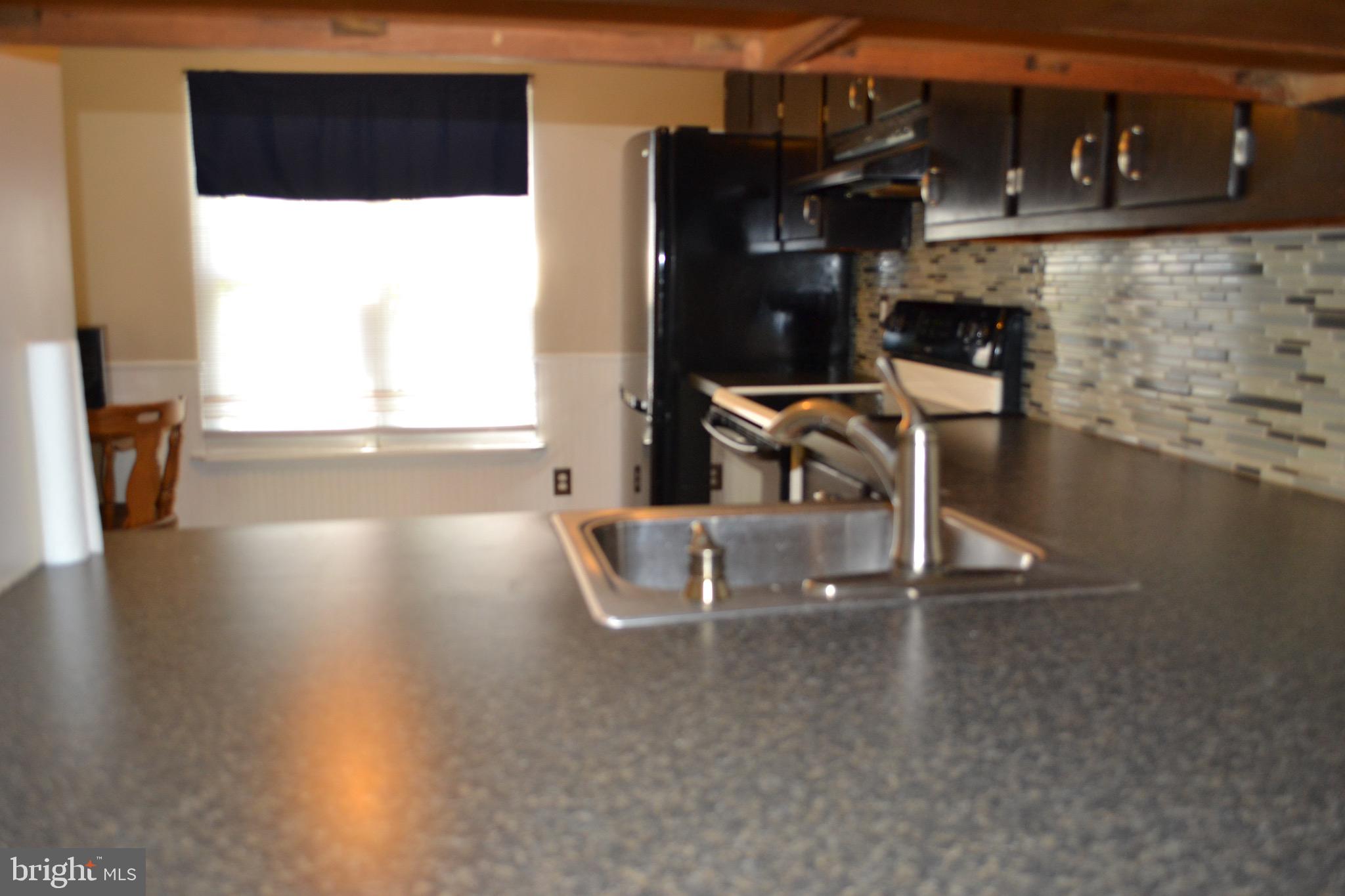 LAUREL VALLEY - Residential Lease