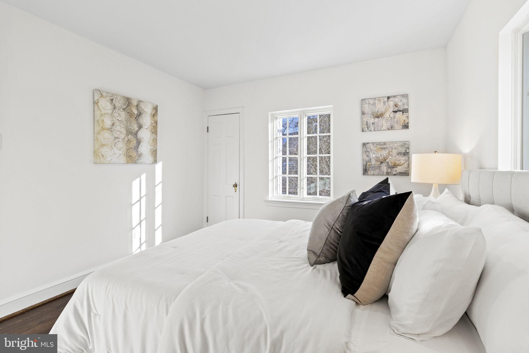 ROLLINGWOOD - Residential