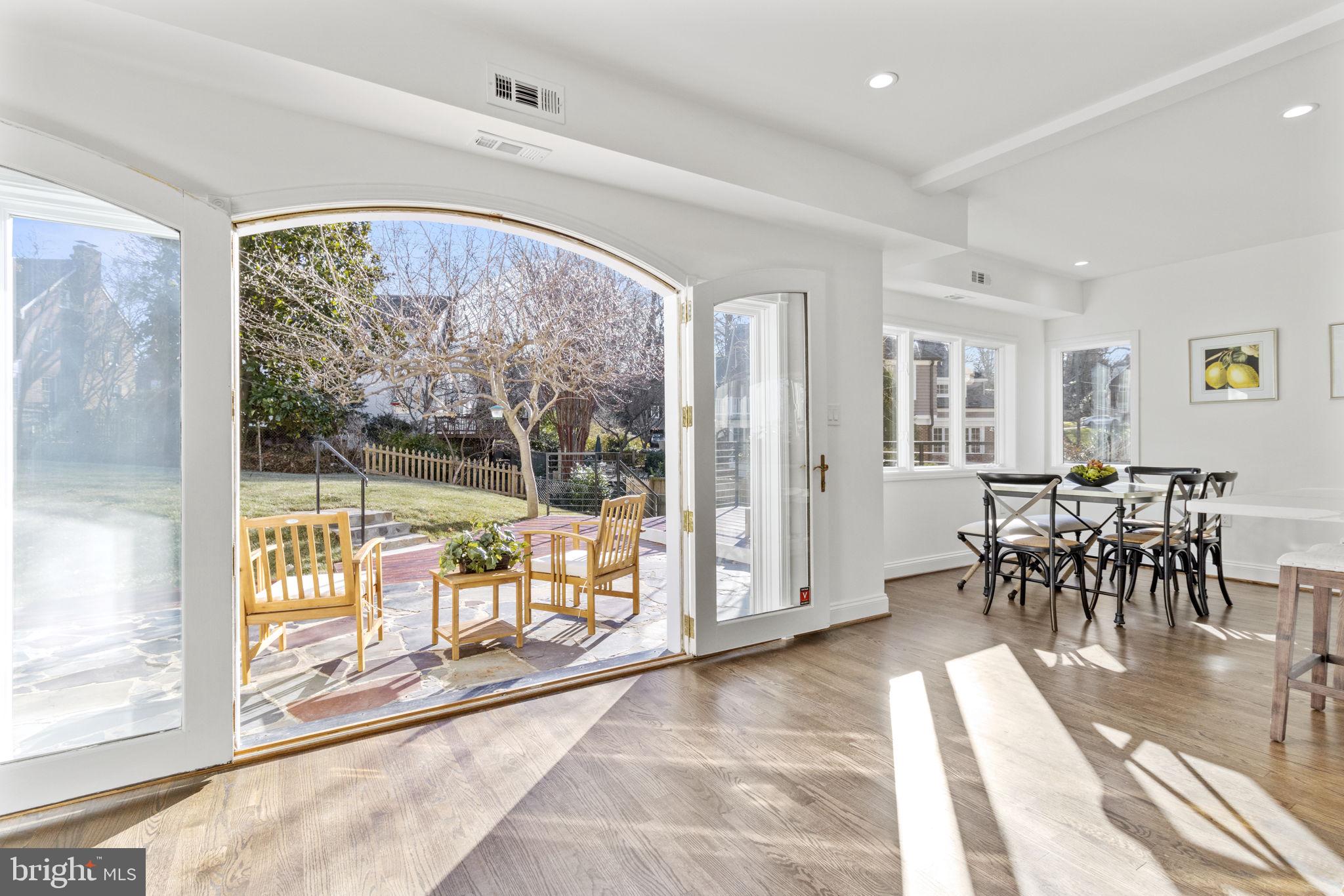 ROLLINGWOOD - Residential