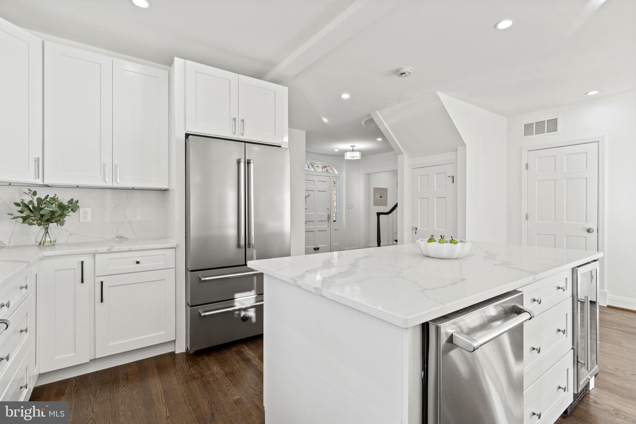 ROLLINGWOOD - Residential