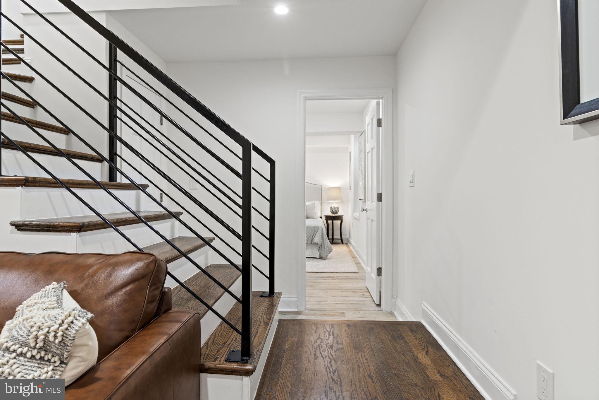 ROLLINGWOOD - Residential
