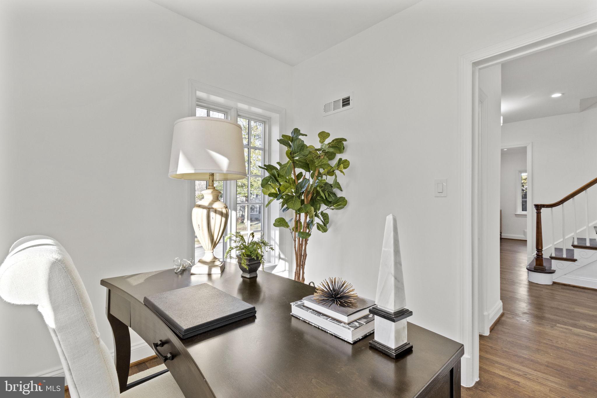 ROLLINGWOOD - Residential