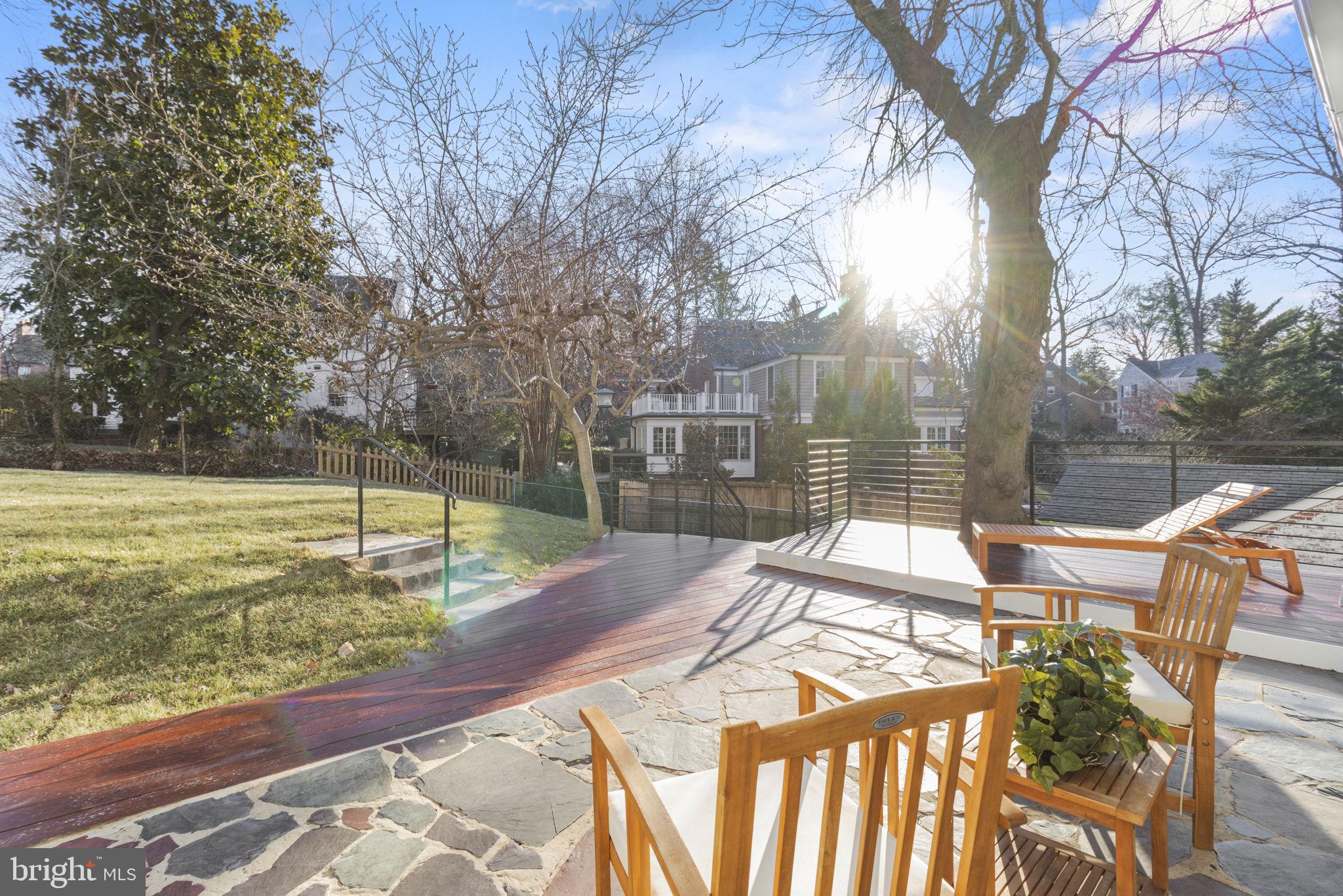 ROLLINGWOOD - Residential