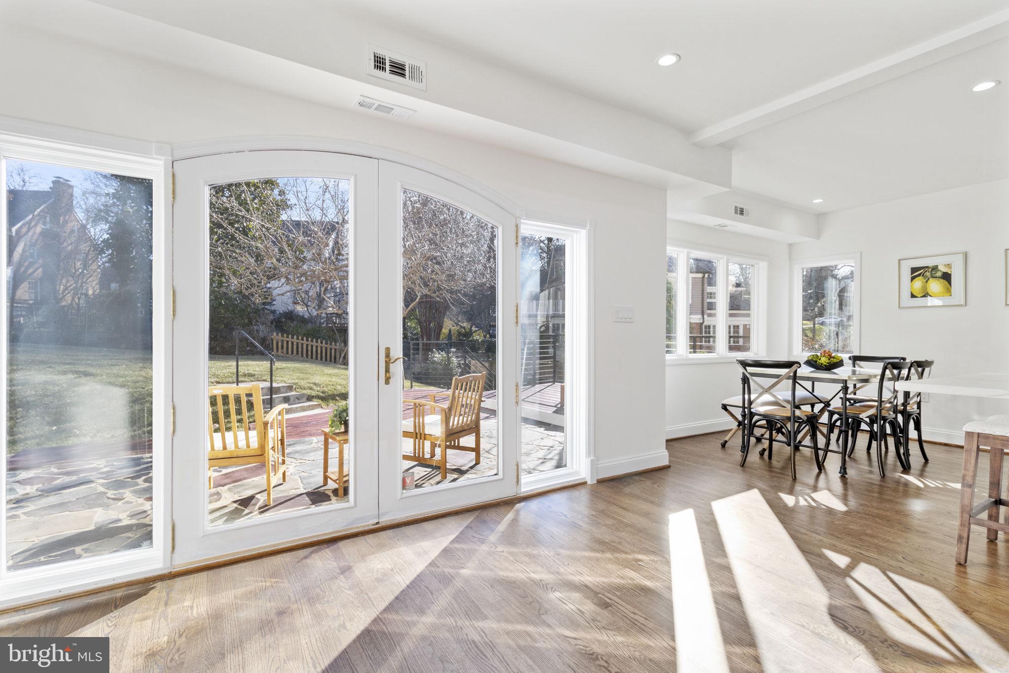 ROLLINGWOOD - Residential