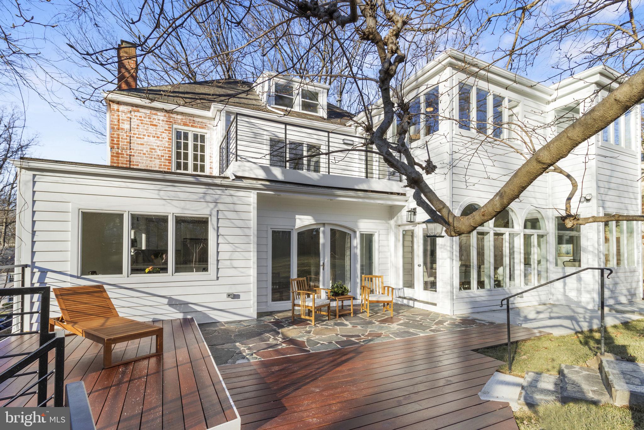 ROLLINGWOOD - Residential