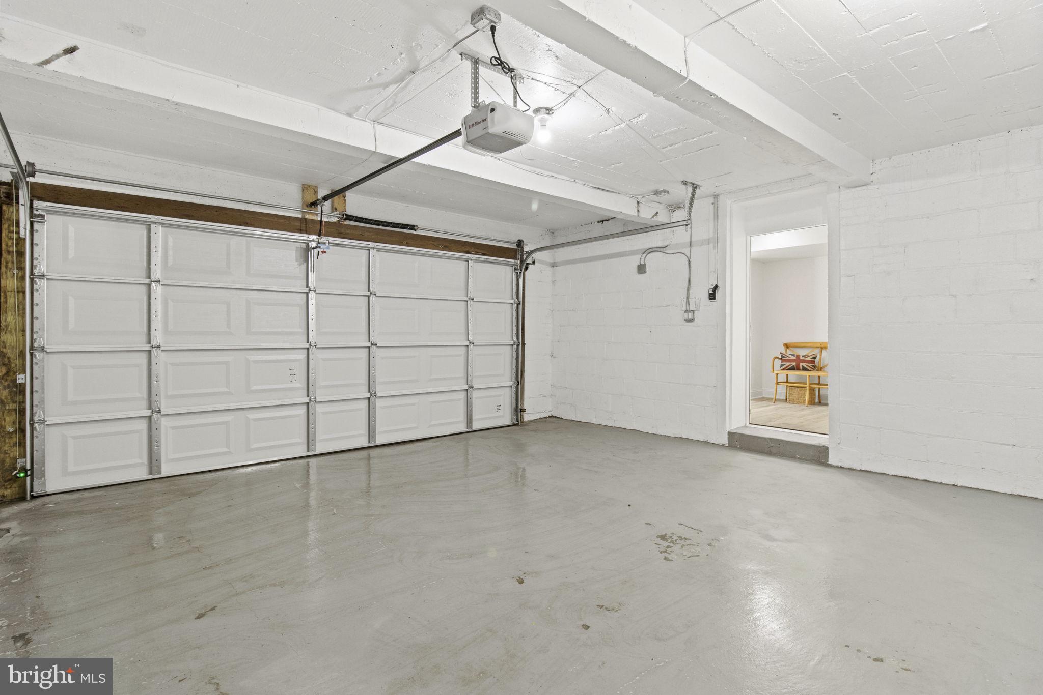 ROLLINGWOOD - Residential