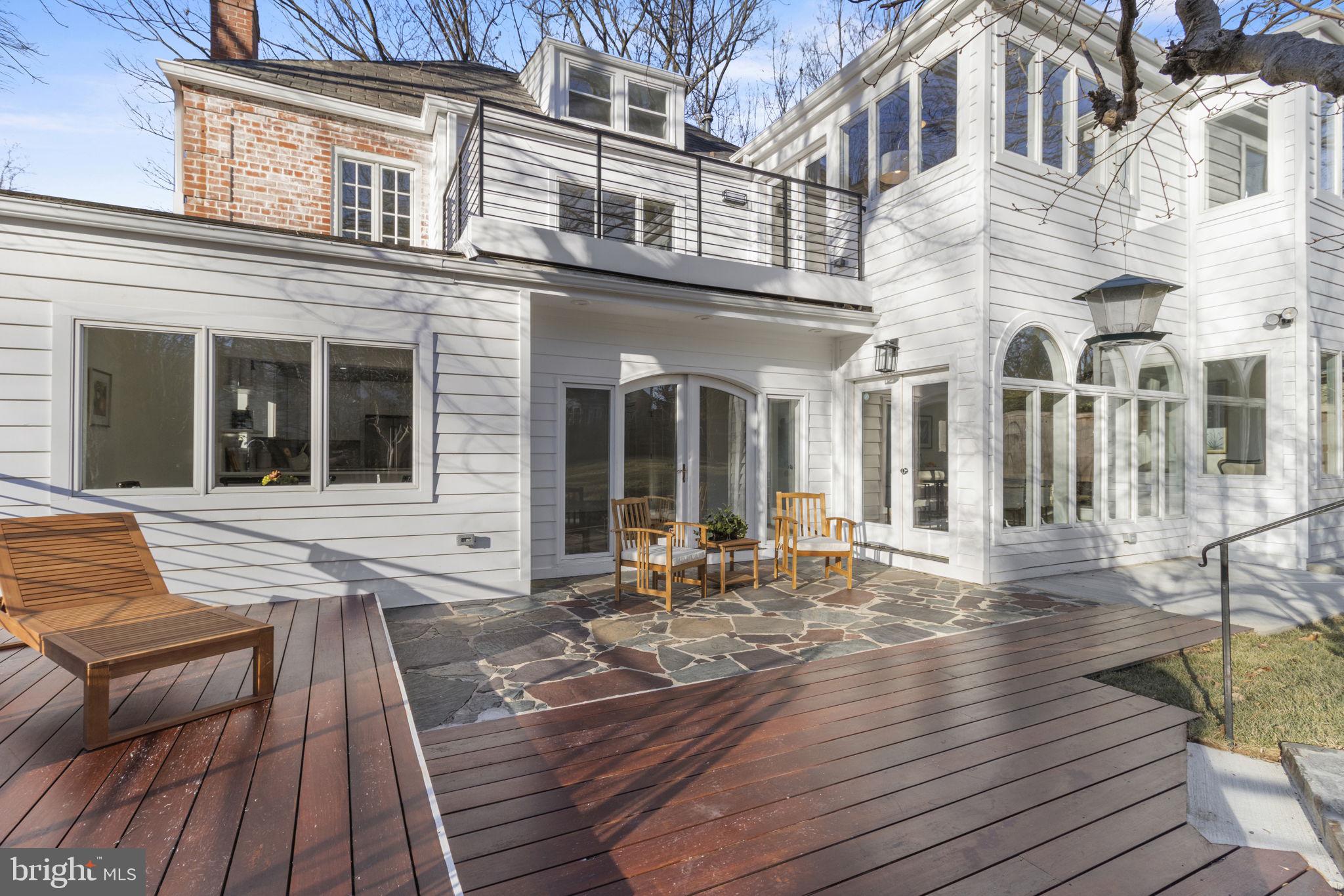 ROLLINGWOOD - Residential