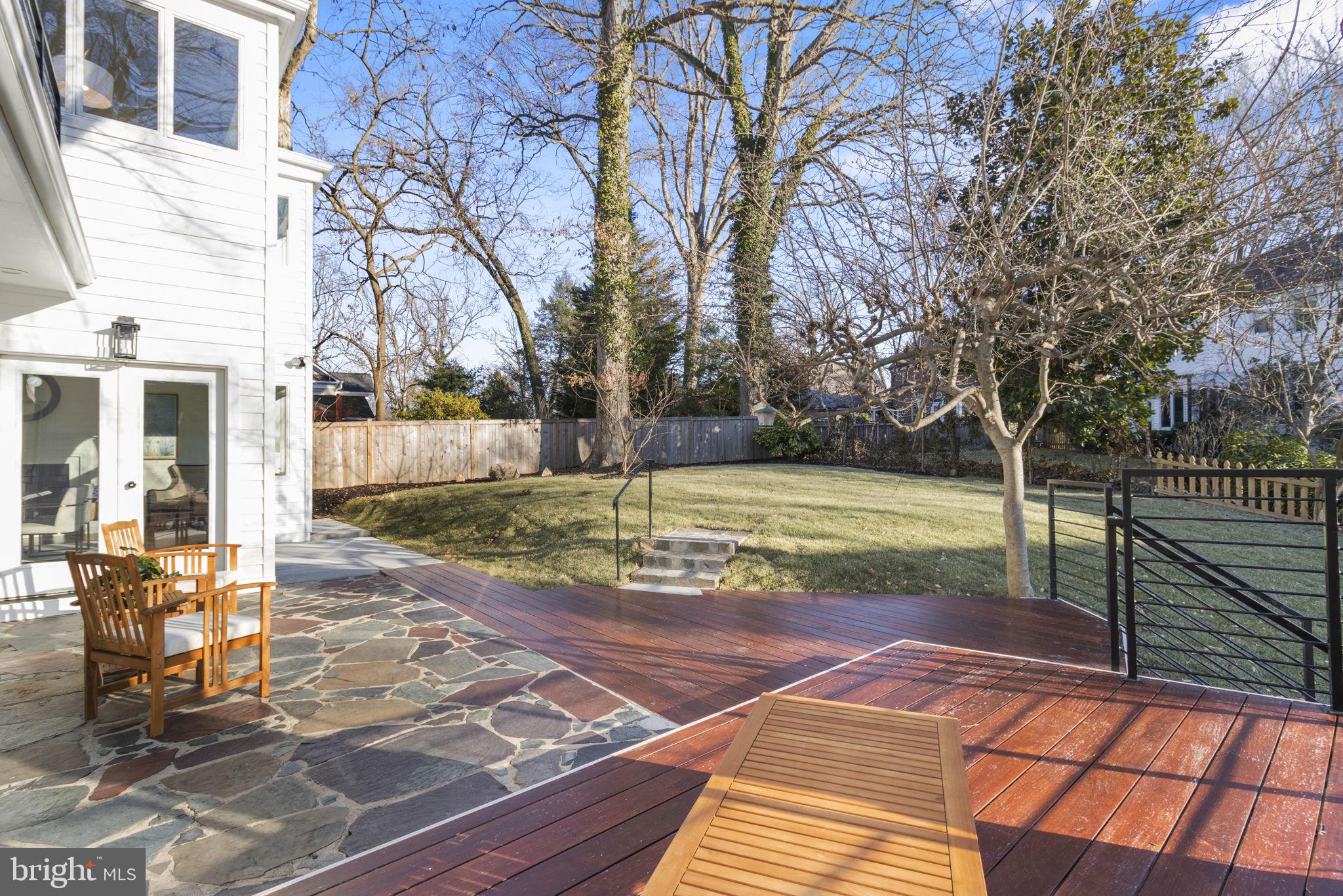 ROLLINGWOOD - Residential