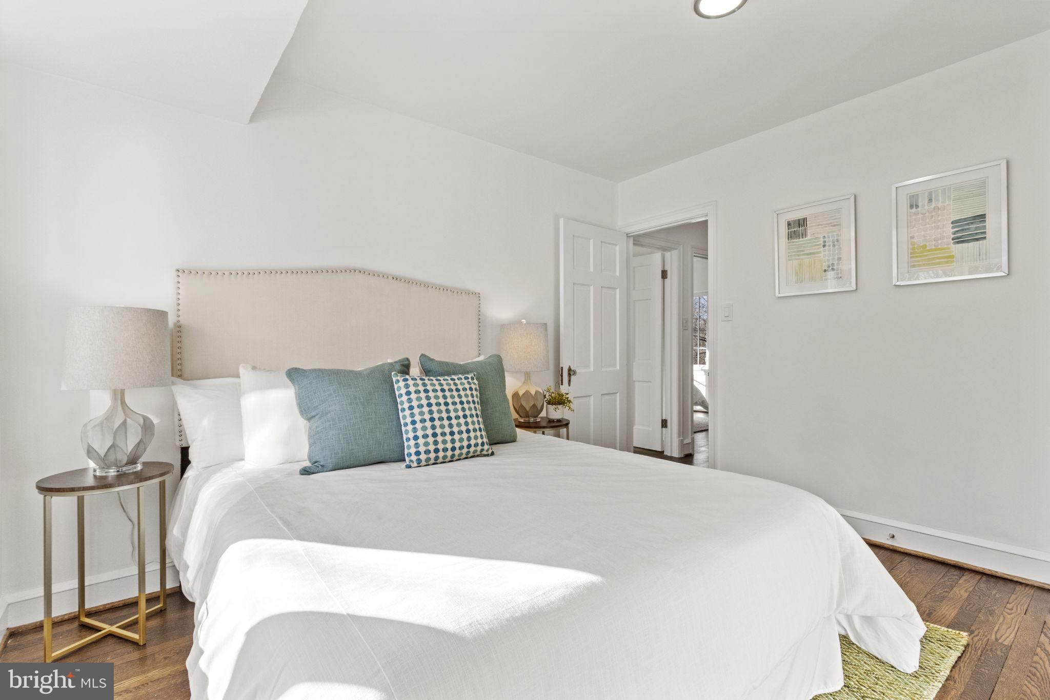 ROLLINGWOOD - Residential