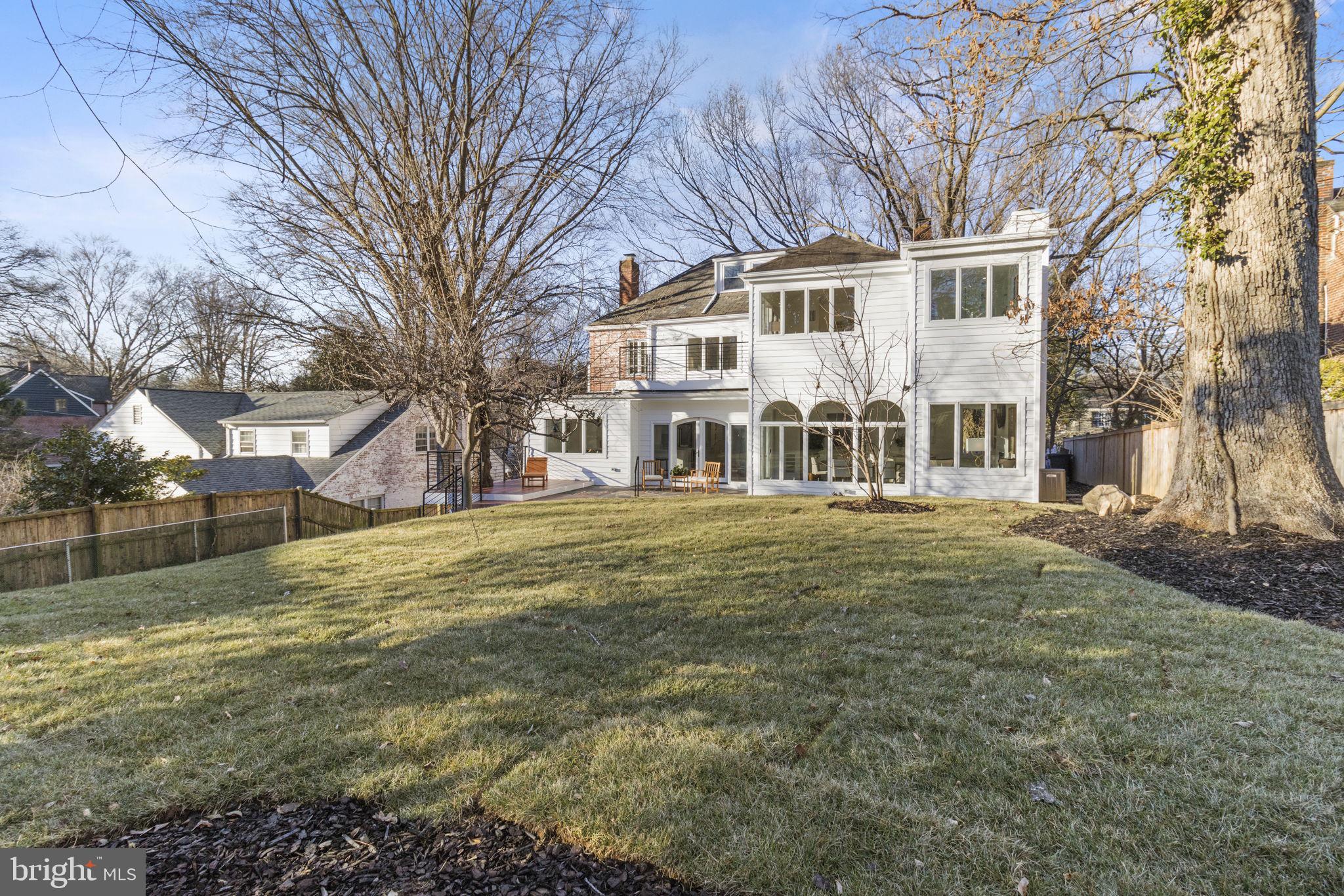 ROLLINGWOOD - Residential