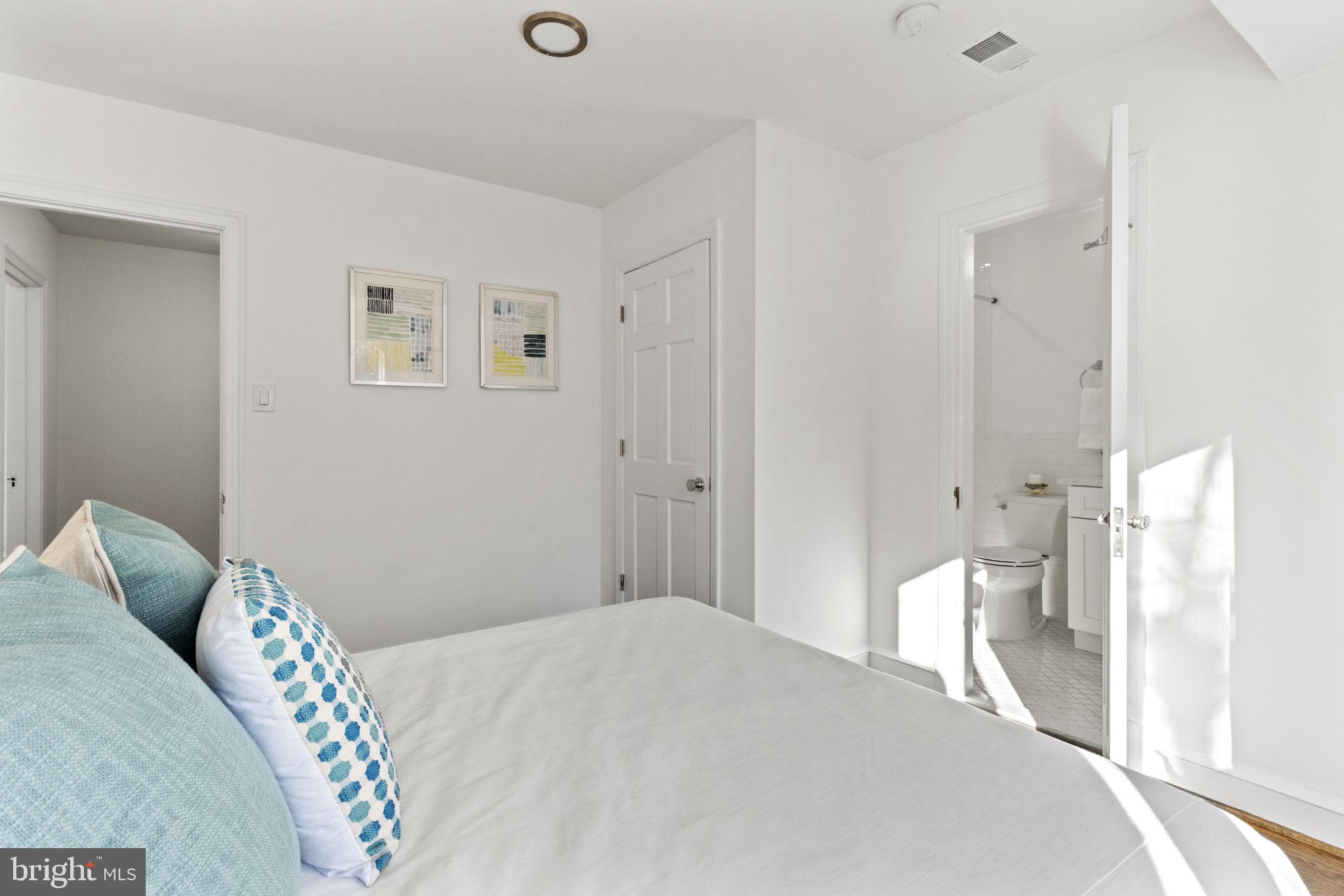 ROLLINGWOOD - Residential
