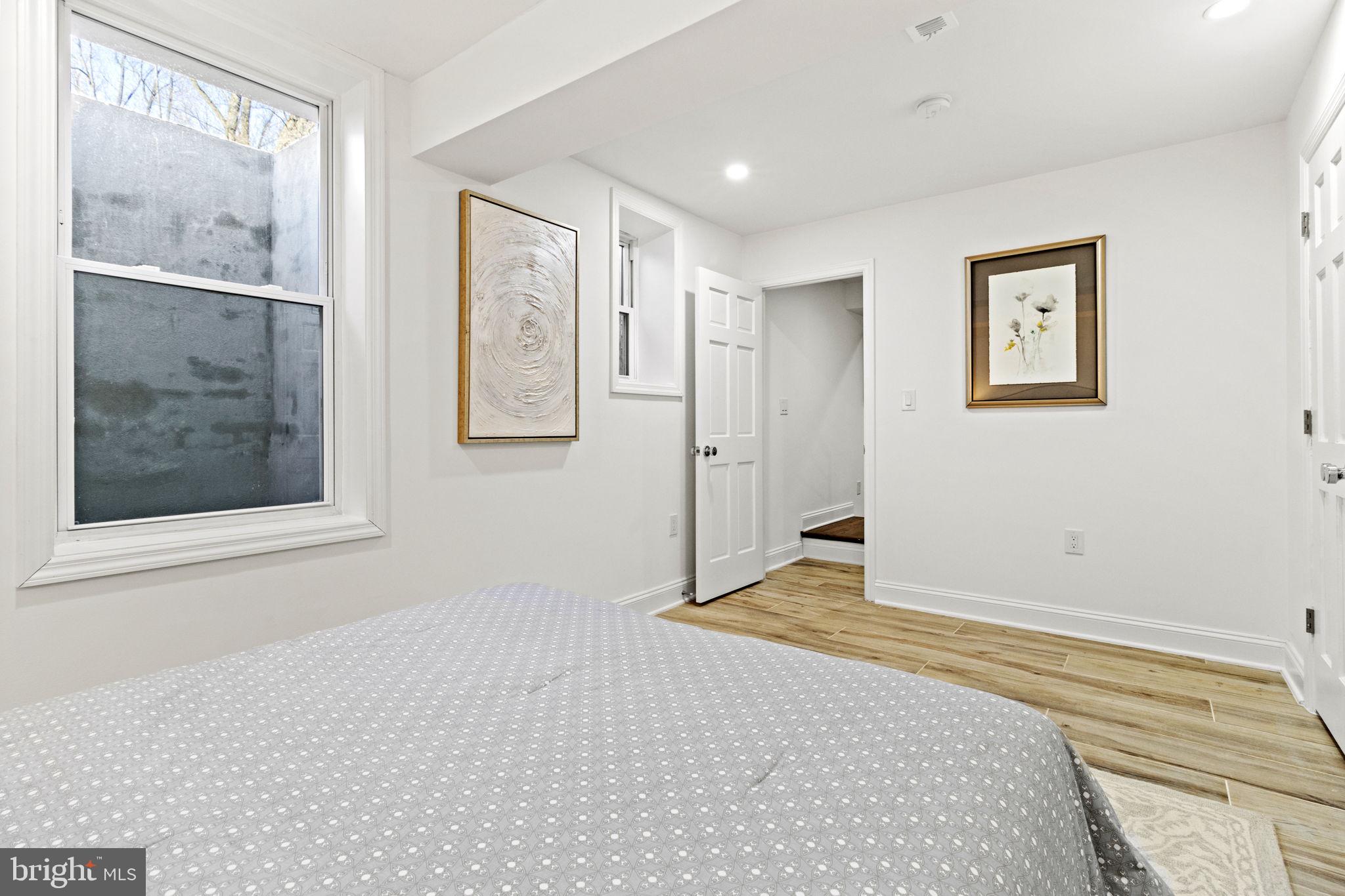 ROLLINGWOOD - Residential