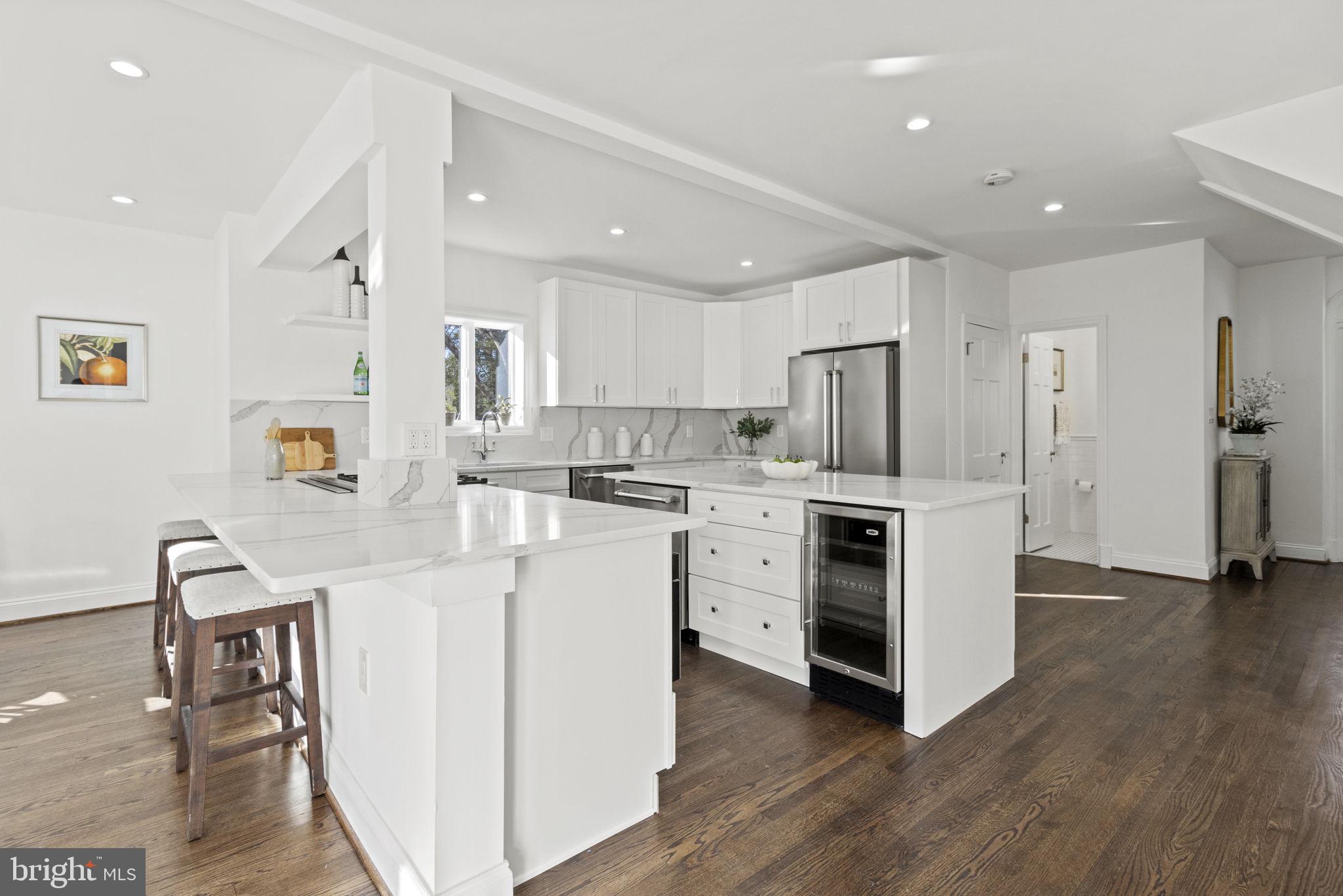ROLLINGWOOD - Residential