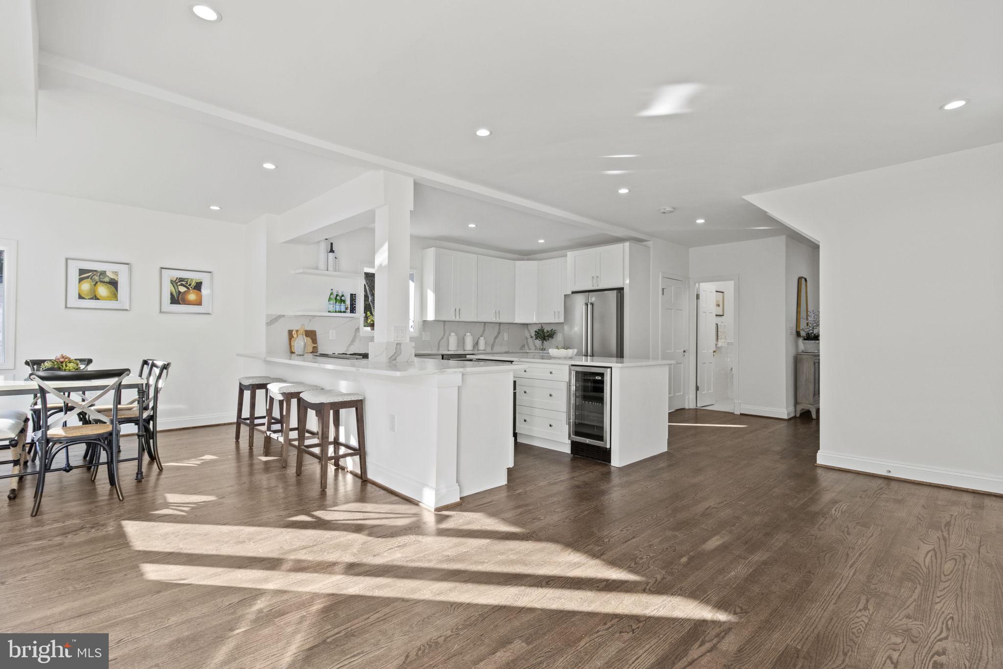 ROLLINGWOOD - Residential
