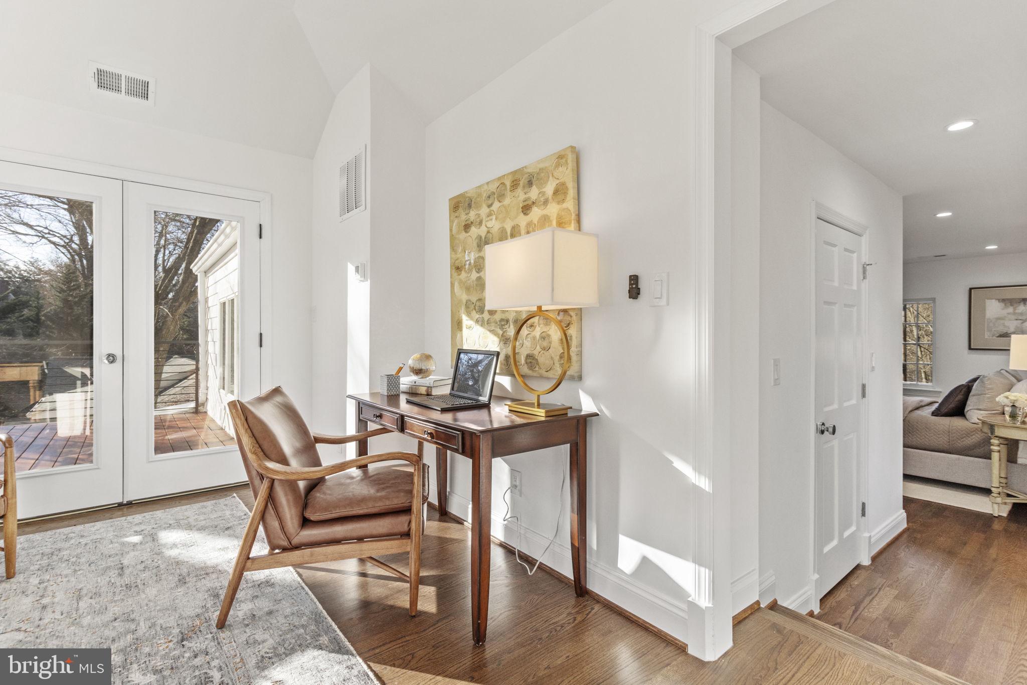 ROLLINGWOOD - Residential