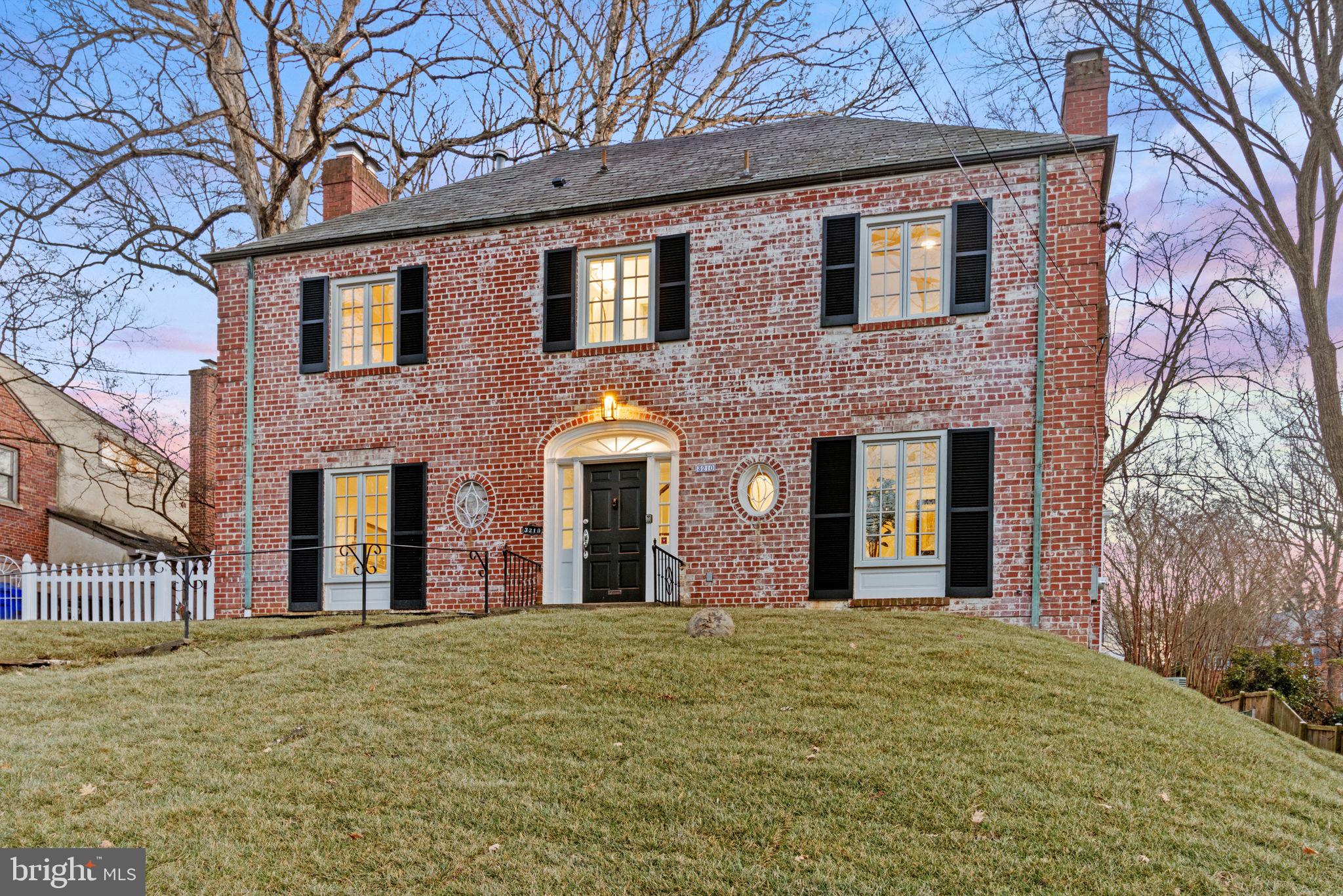 ROLLINGWOOD - Residential