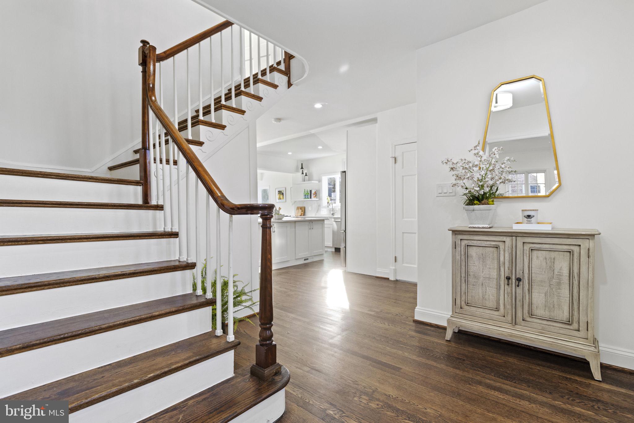 ROLLINGWOOD - Residential