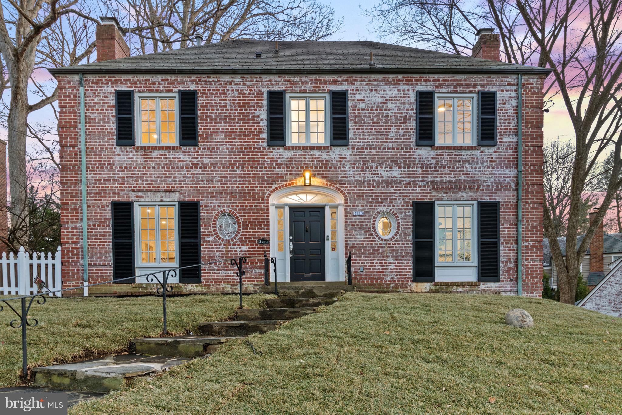 ROLLINGWOOD - Residential