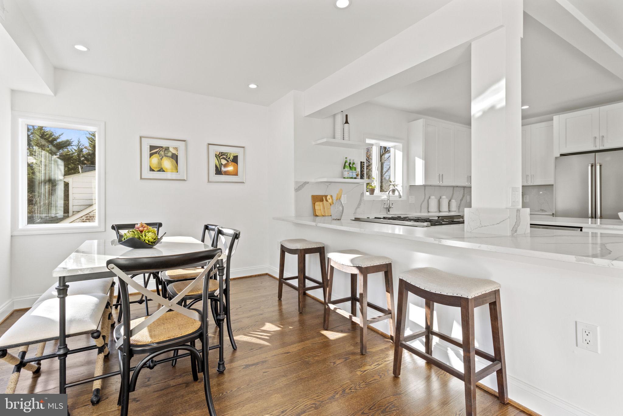 ROLLINGWOOD - Residential