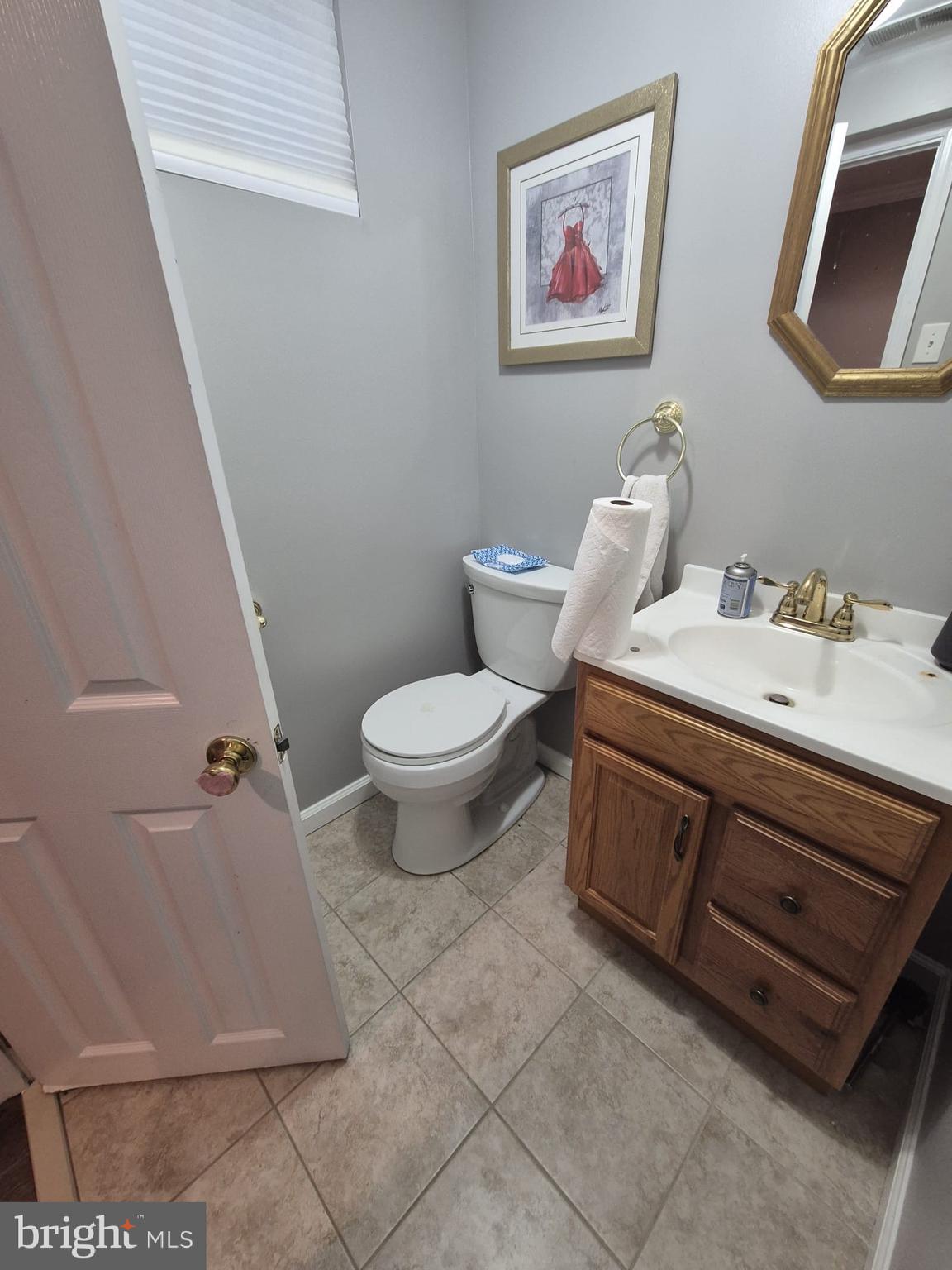 2 GLENVIEW DRIVE