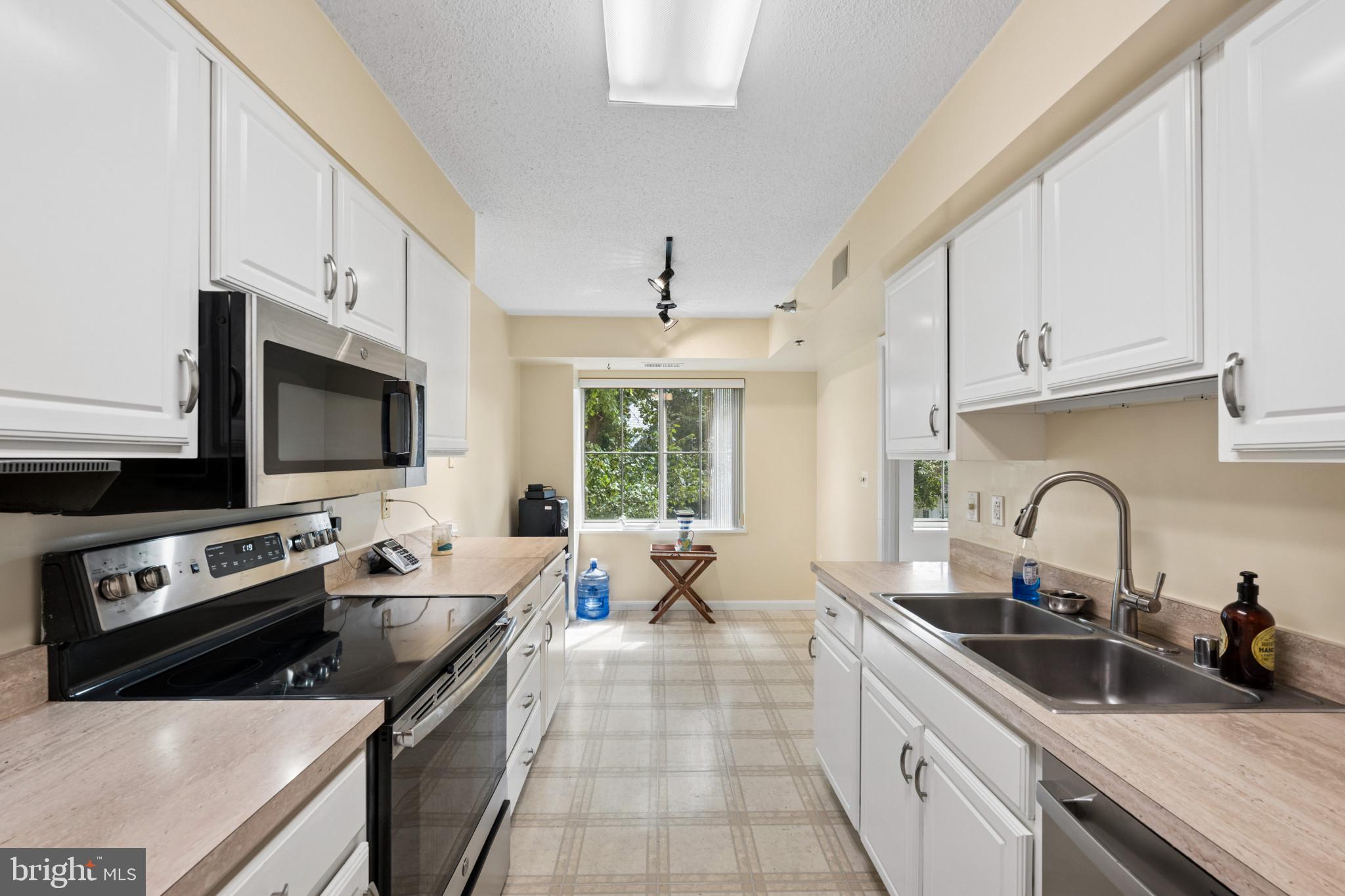 14800 PENNFIELD CIRCLE 301