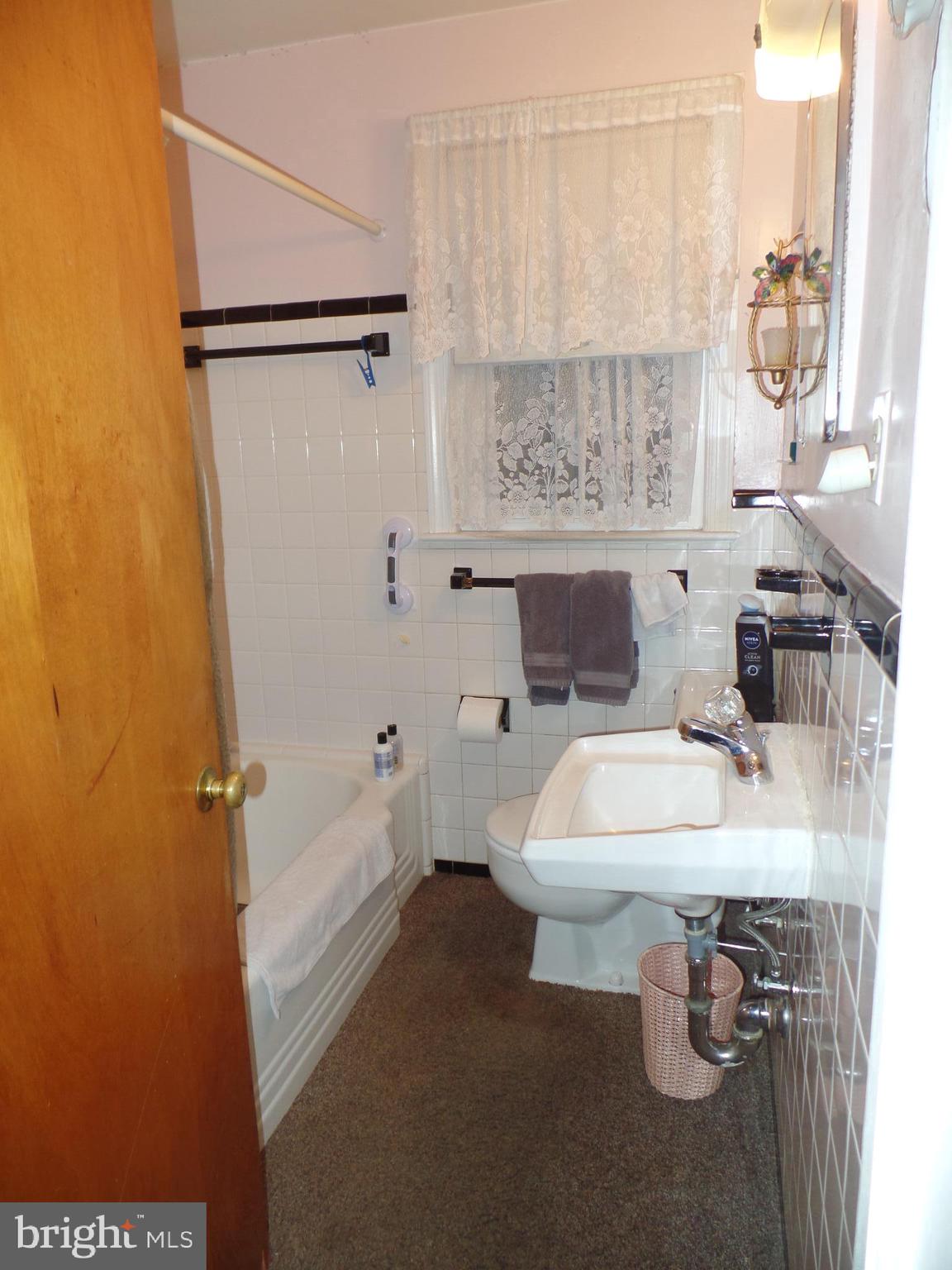 DUNN LORING GARDENS - Residential