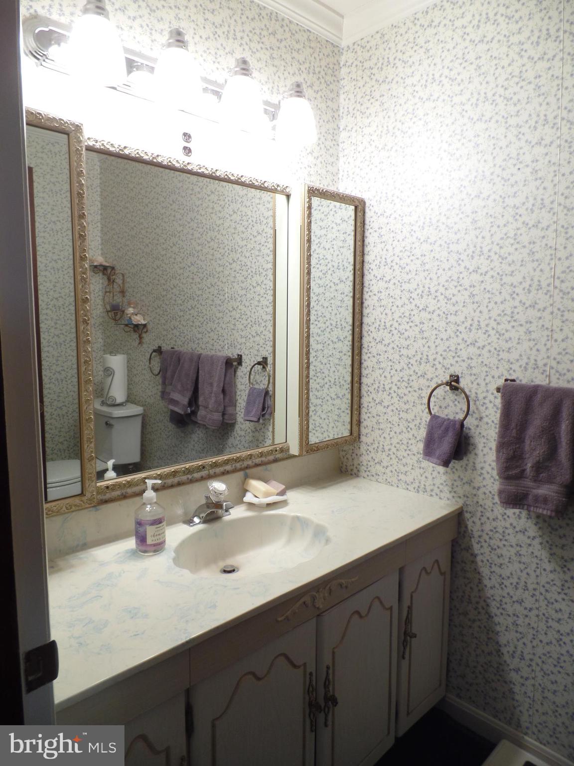 DUNN LORING GARDENS - Residential