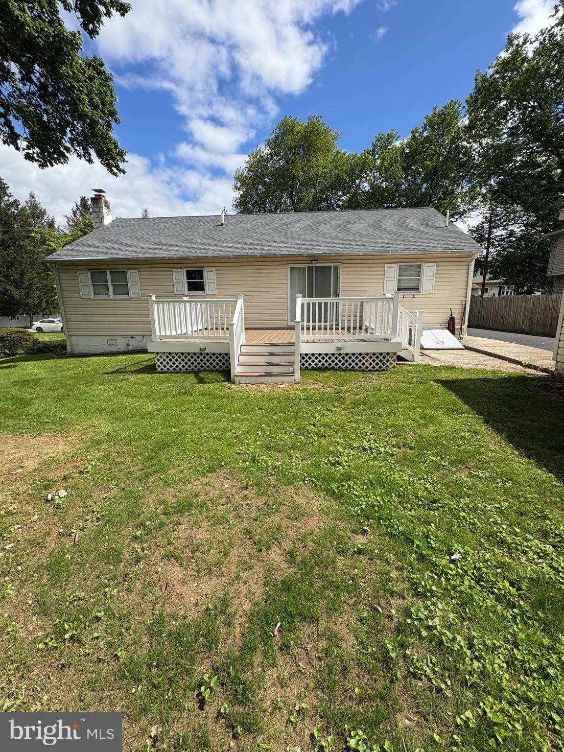 FEASTERVILLE - Residential