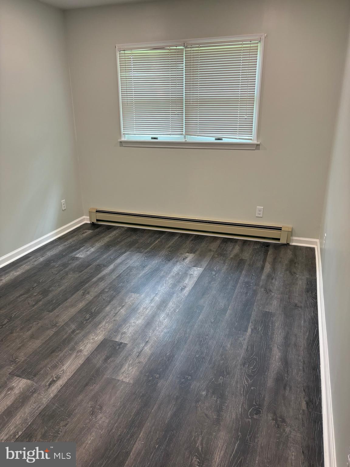 FEASTERVILLE - Residential