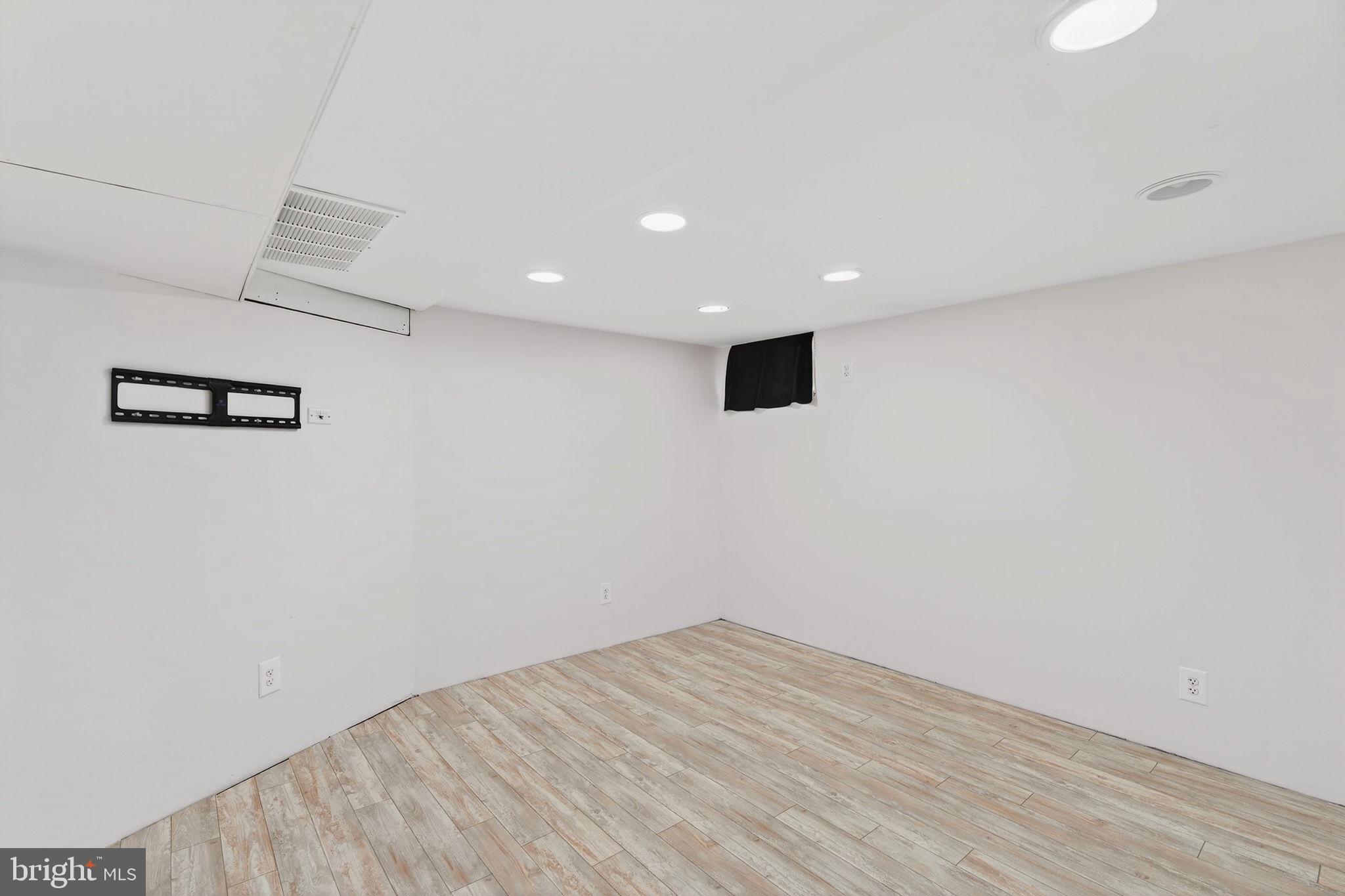 YORKSHIRE - Residential