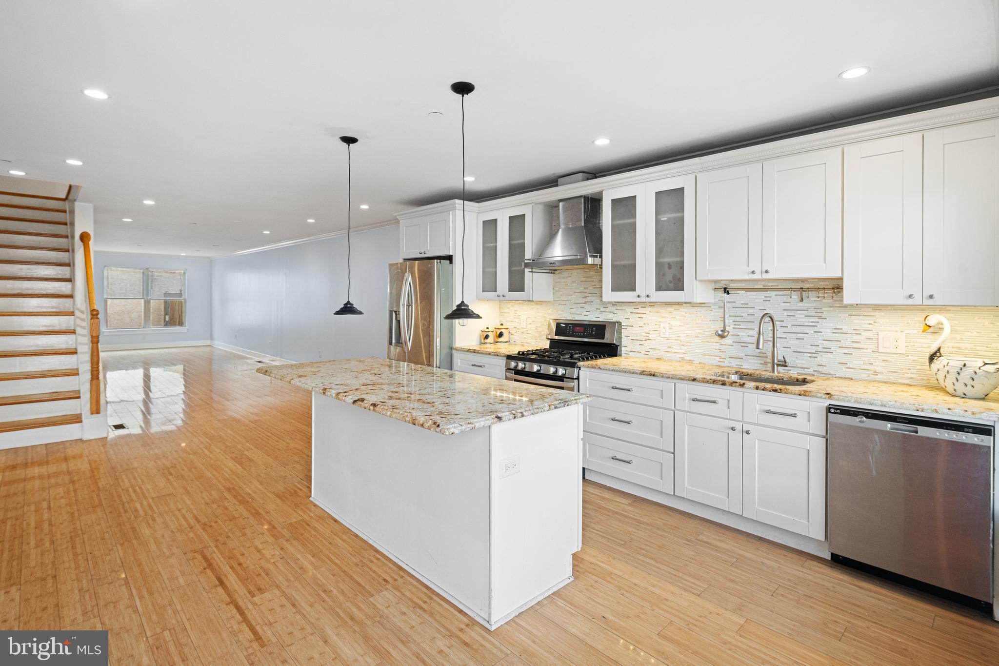 POINT BREEZE - Residential Lease