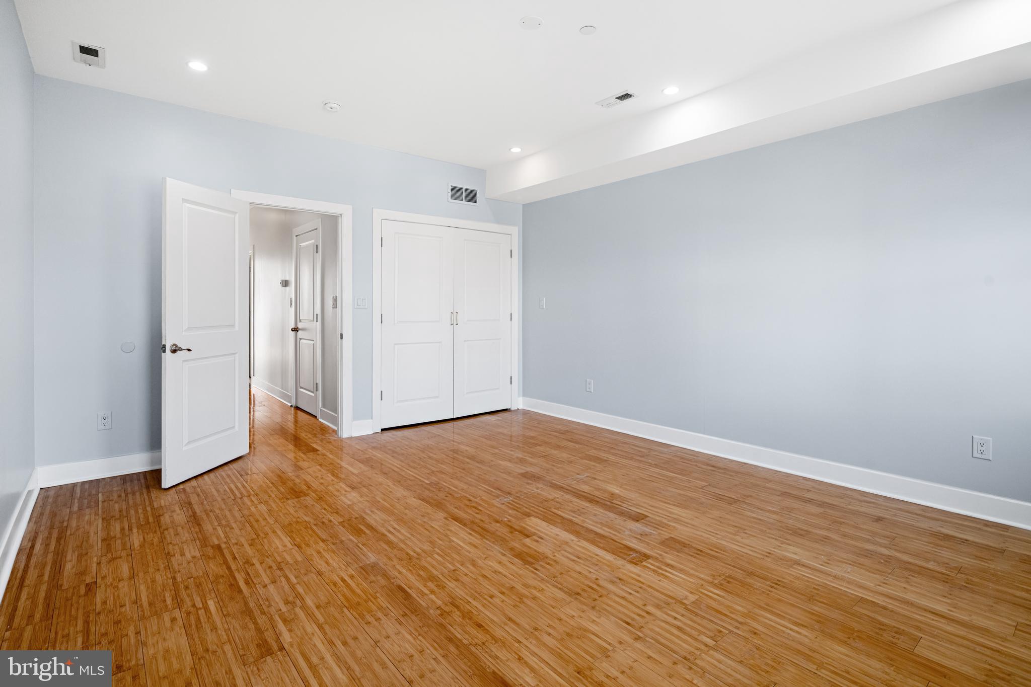 POINT BREEZE - Residential Lease