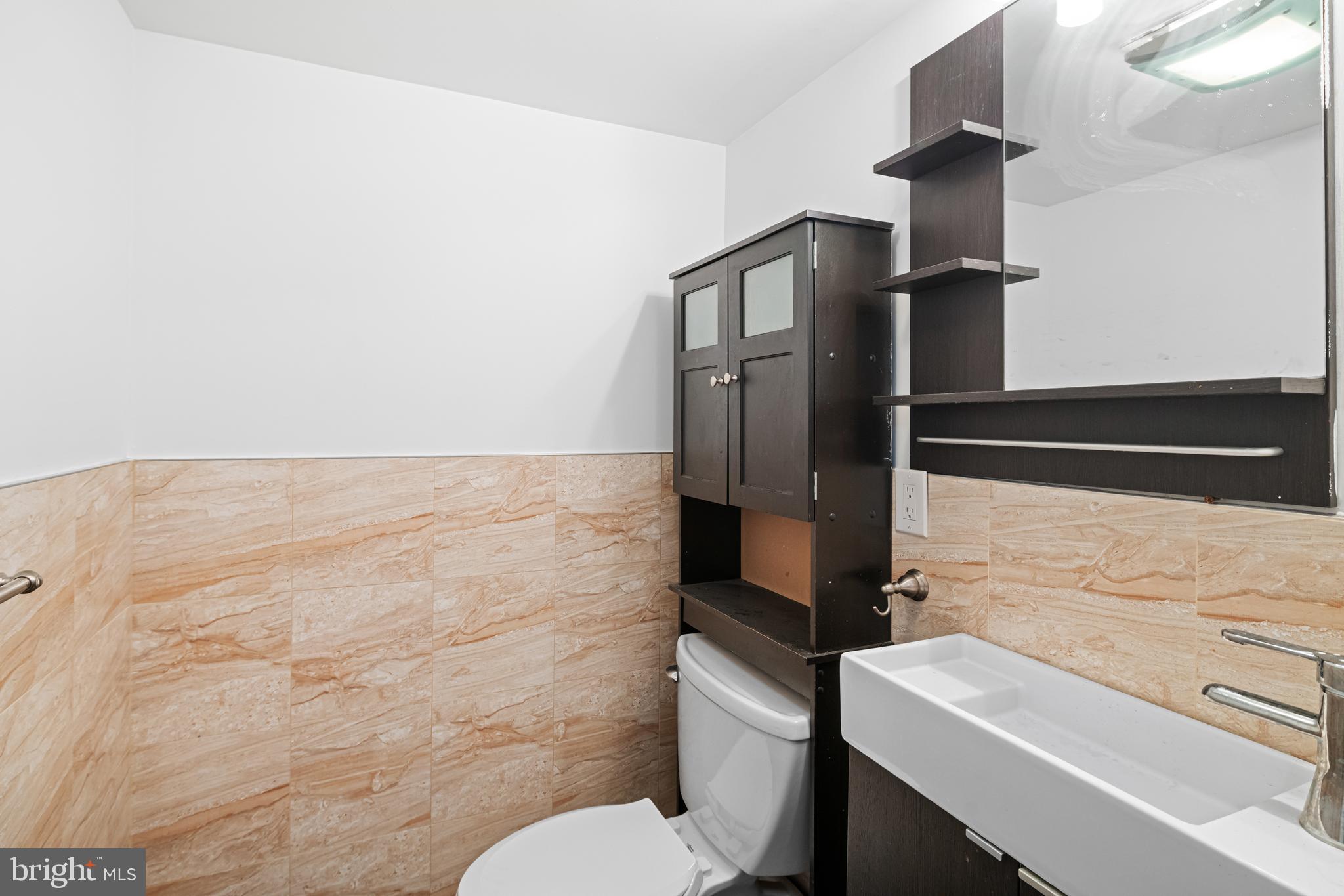 POINT BREEZE - Residential Lease