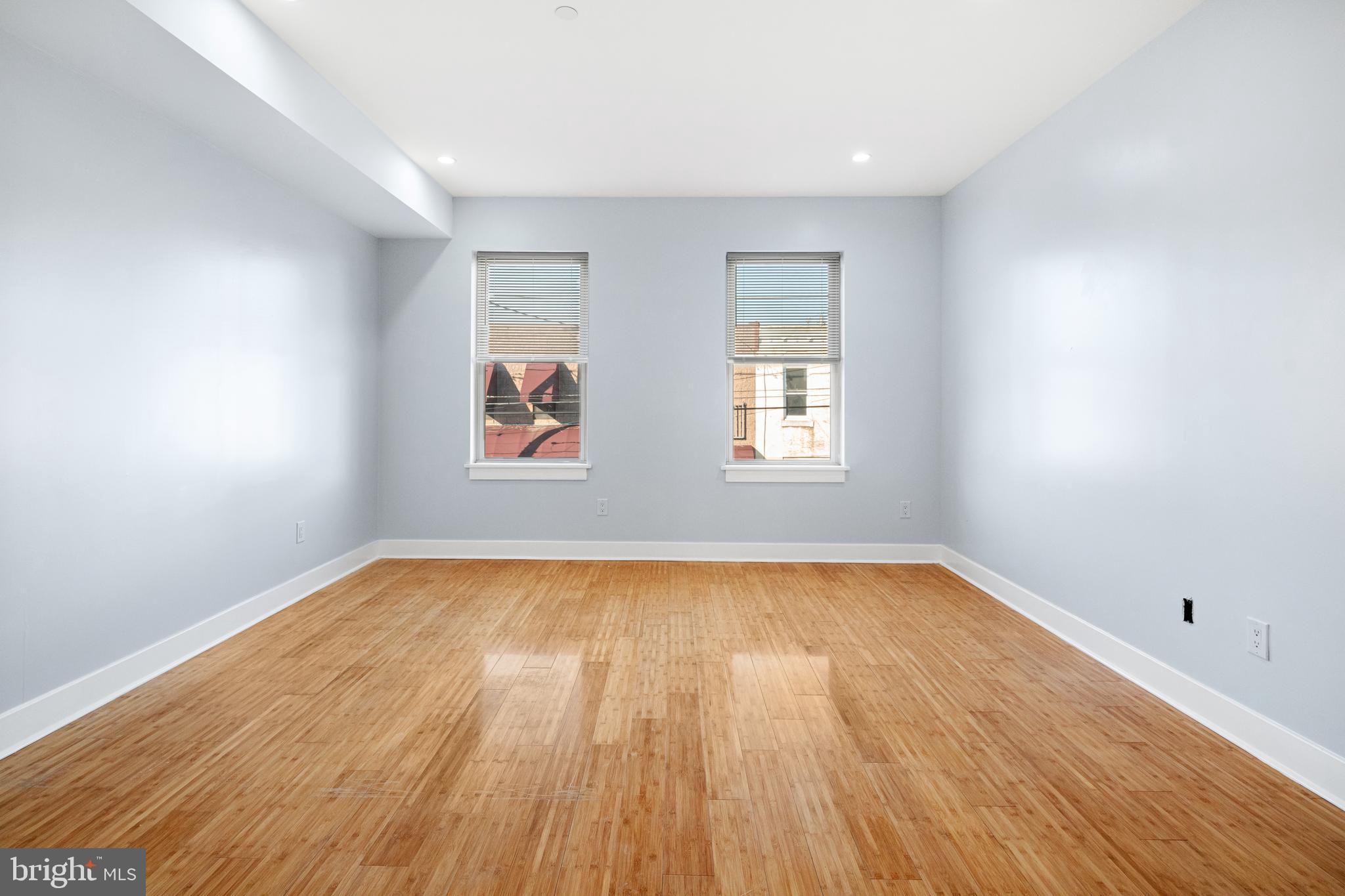 POINT BREEZE - Residential Lease