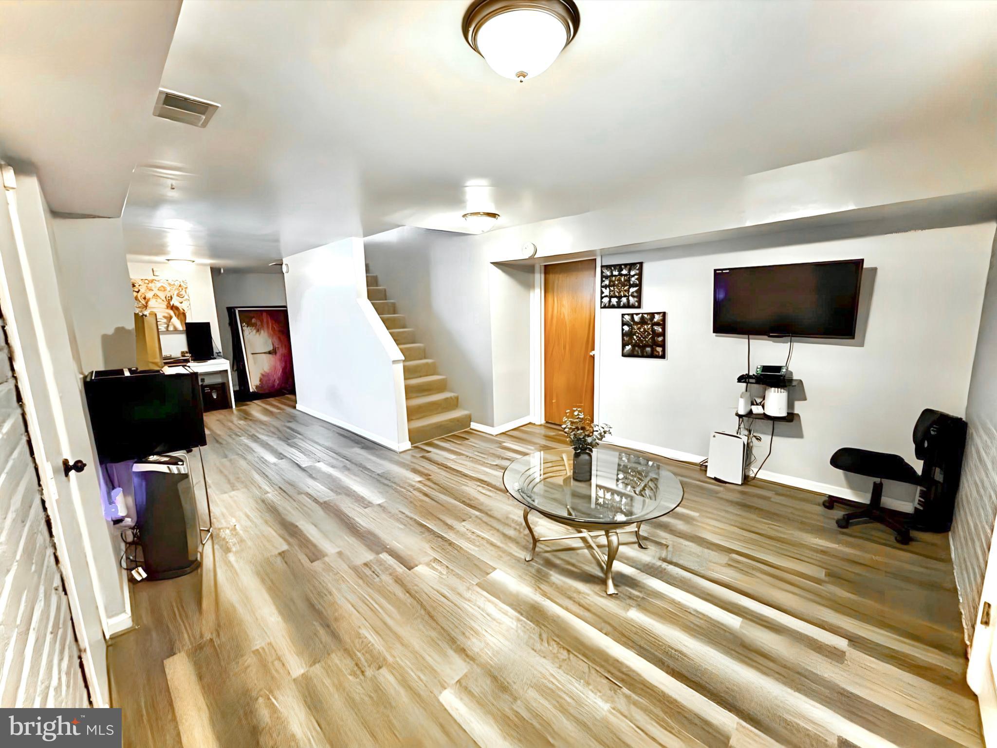 BRADBURY HEIGHTS - Residential