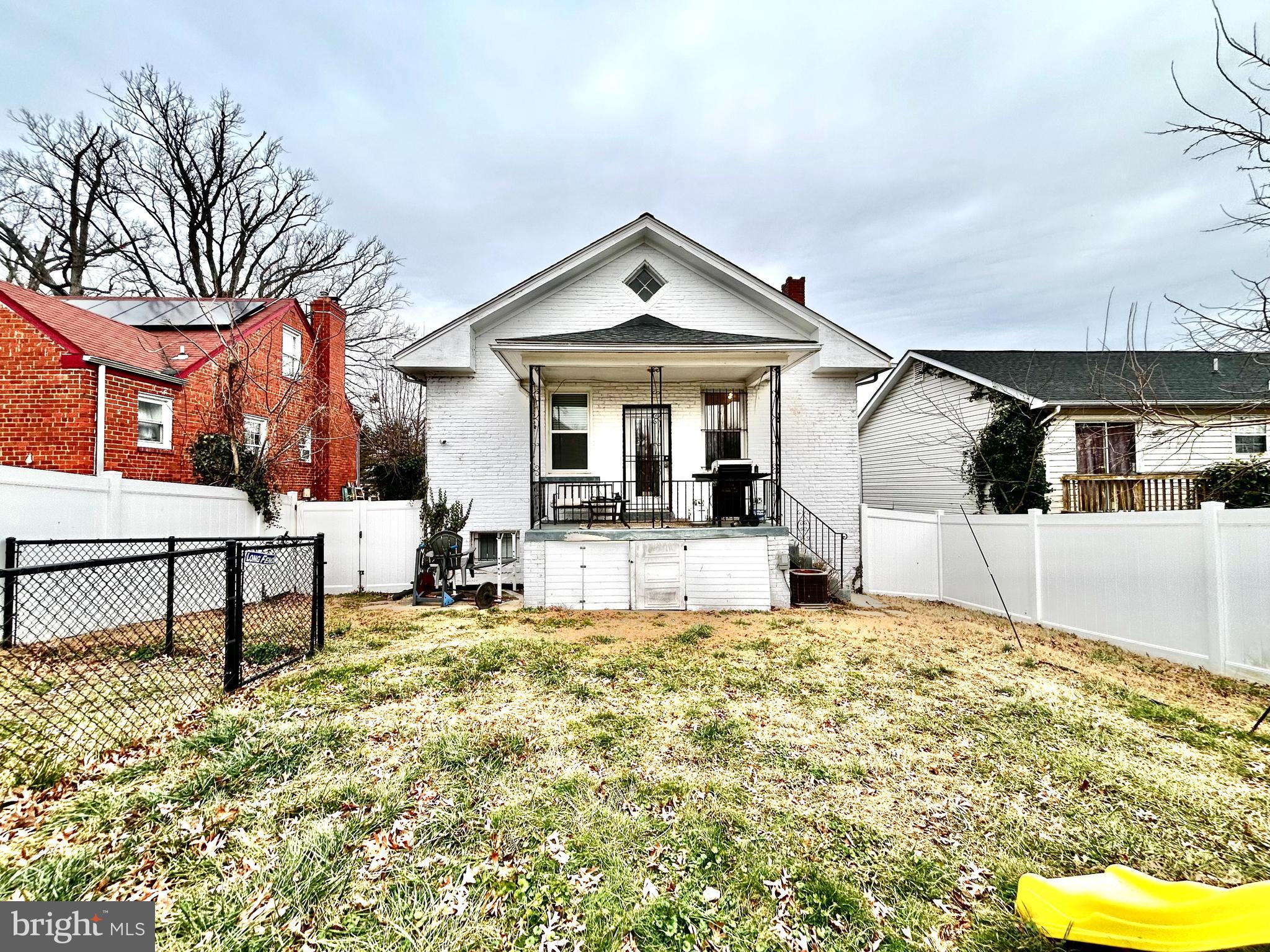 BRADBURY HEIGHTS - Residential