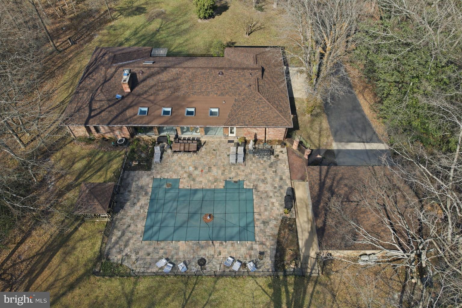 CLEVELAND PARK ESTATES - Residential