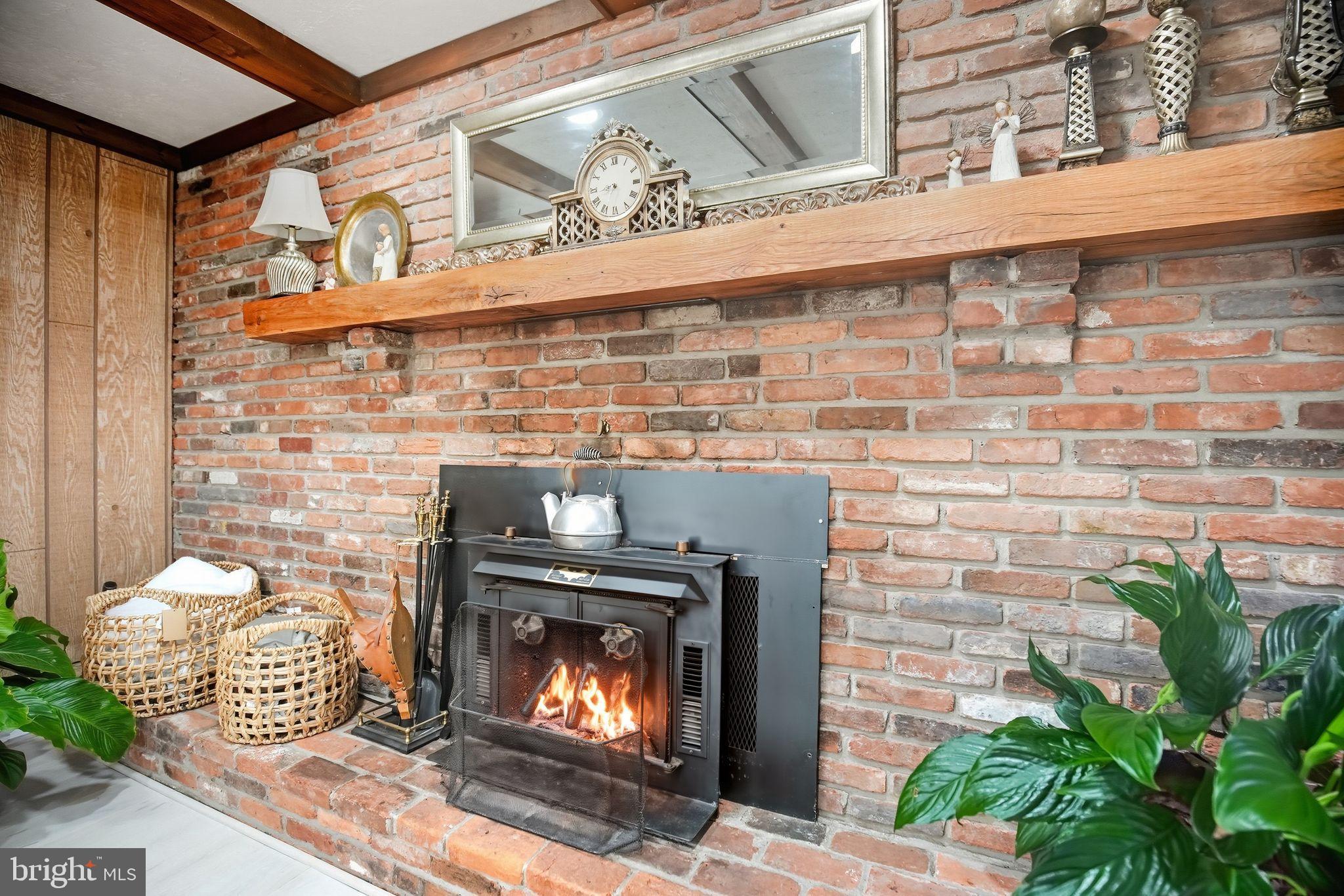 CLEVELAND PARK ESTATES - Residential