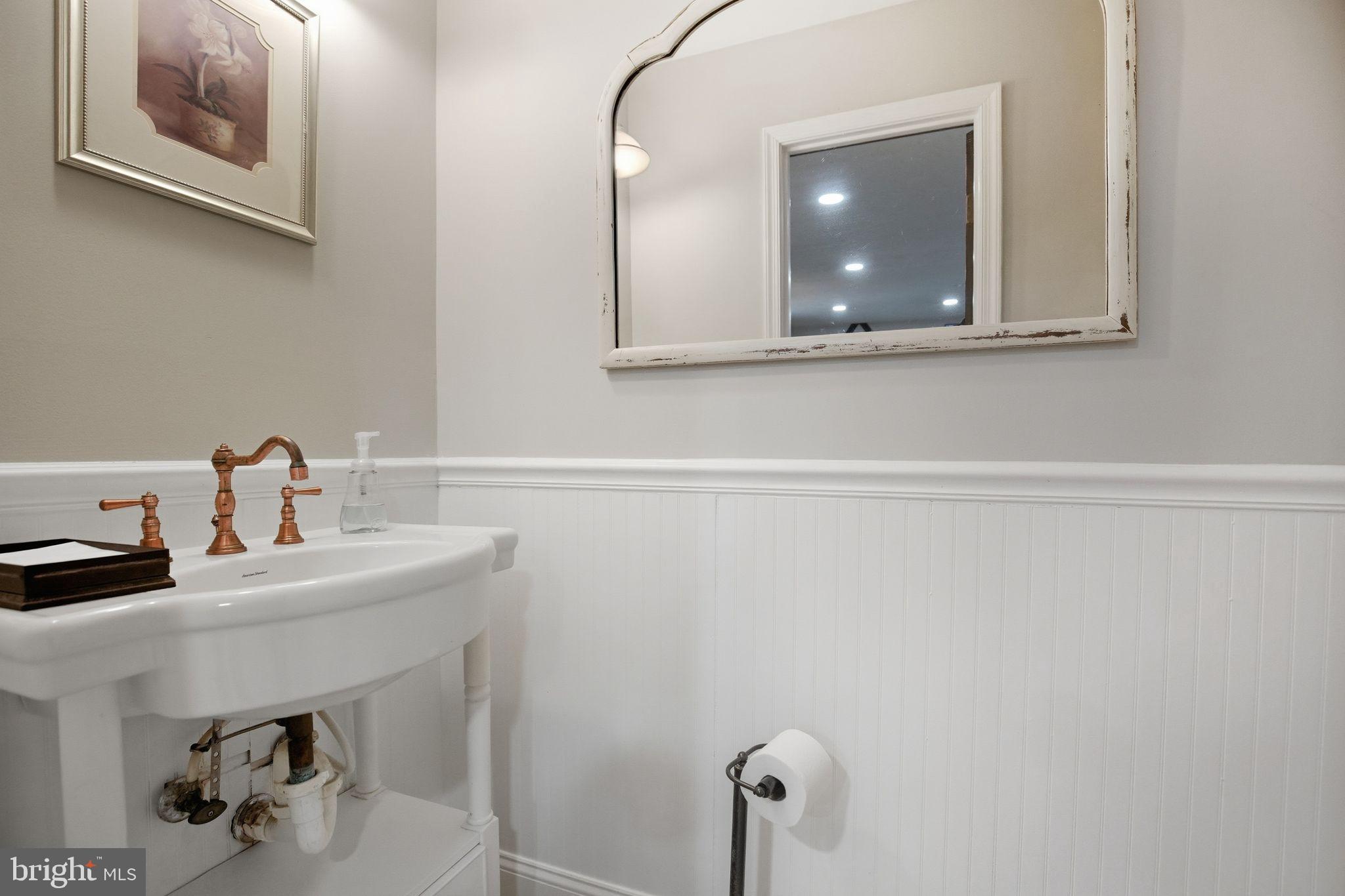 CLEVELAND PARK ESTATES - Residential