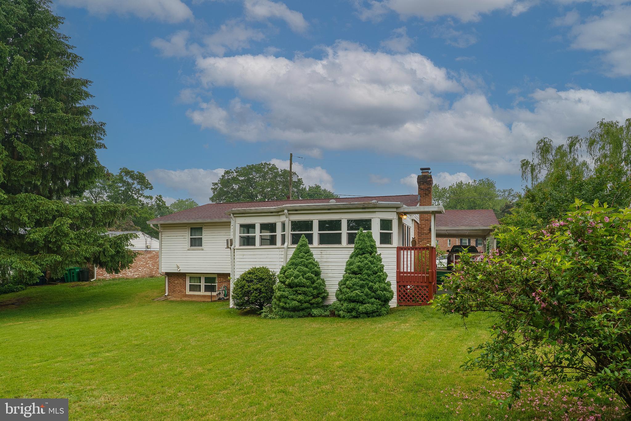 LEWIS HILLS - Residential