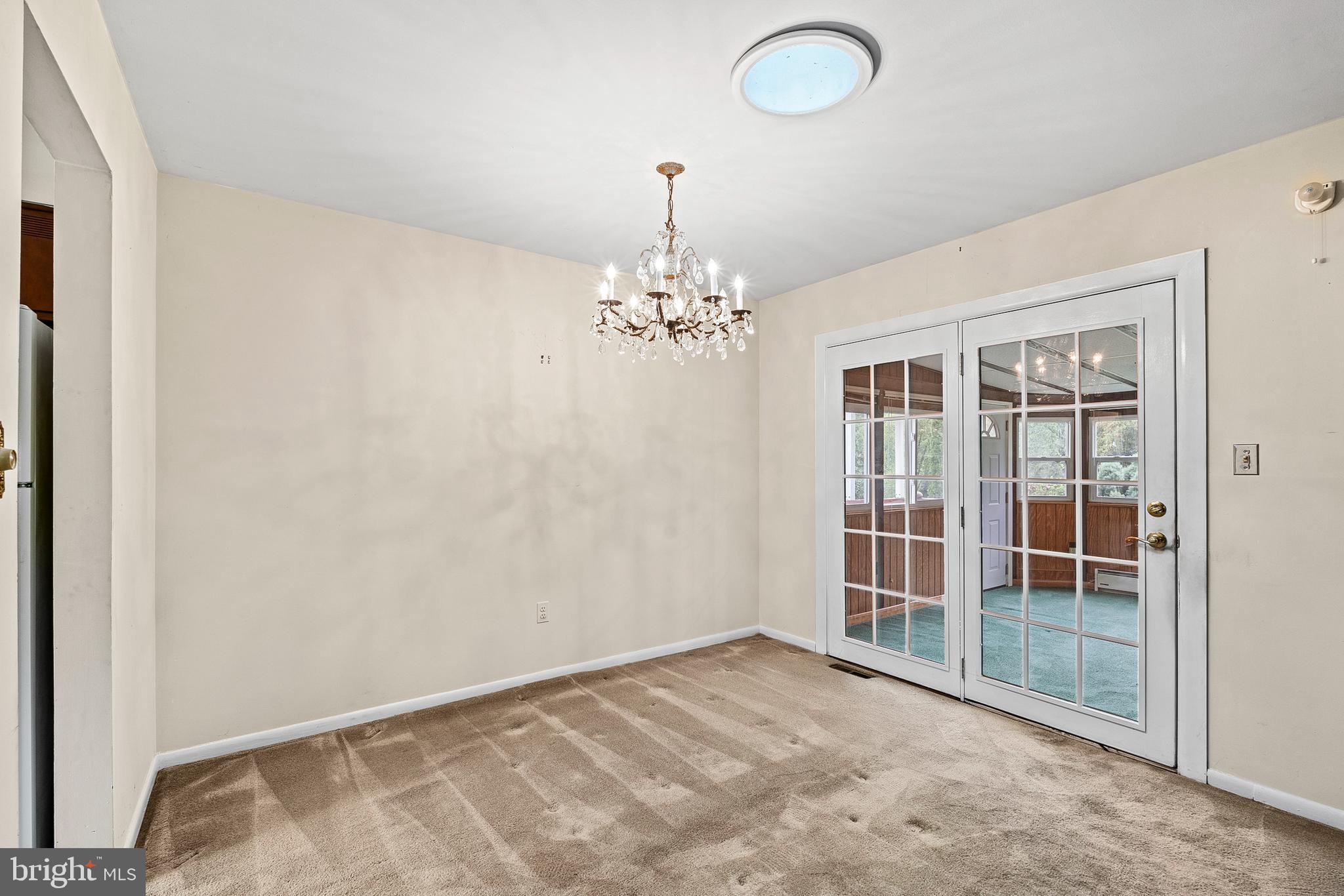 LEWIS HILLS - Residential