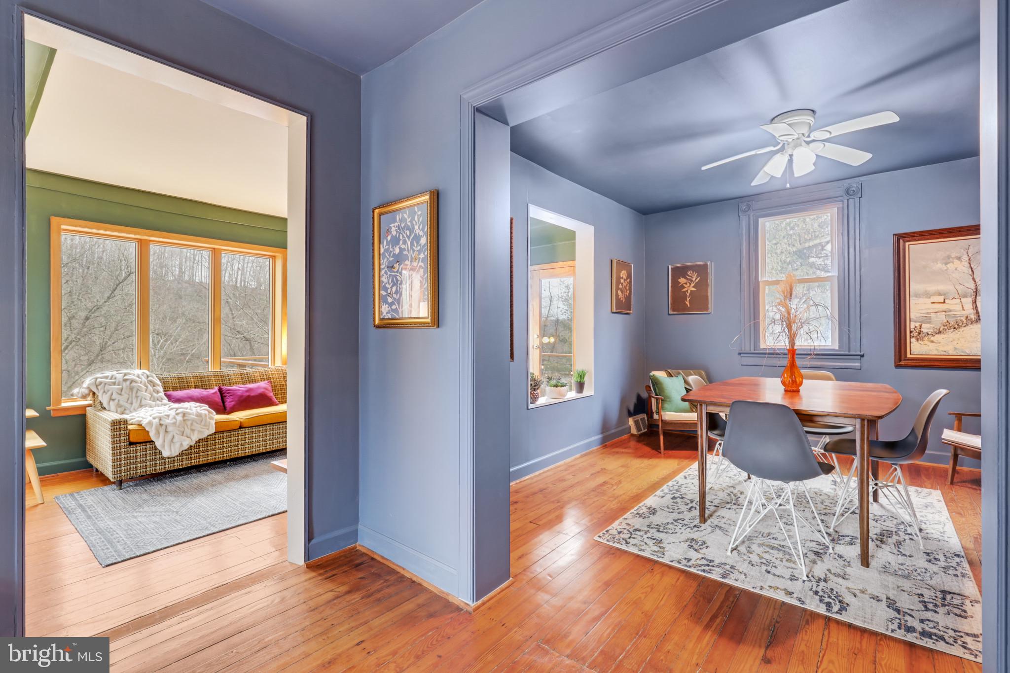 WHITE HALL - Residential