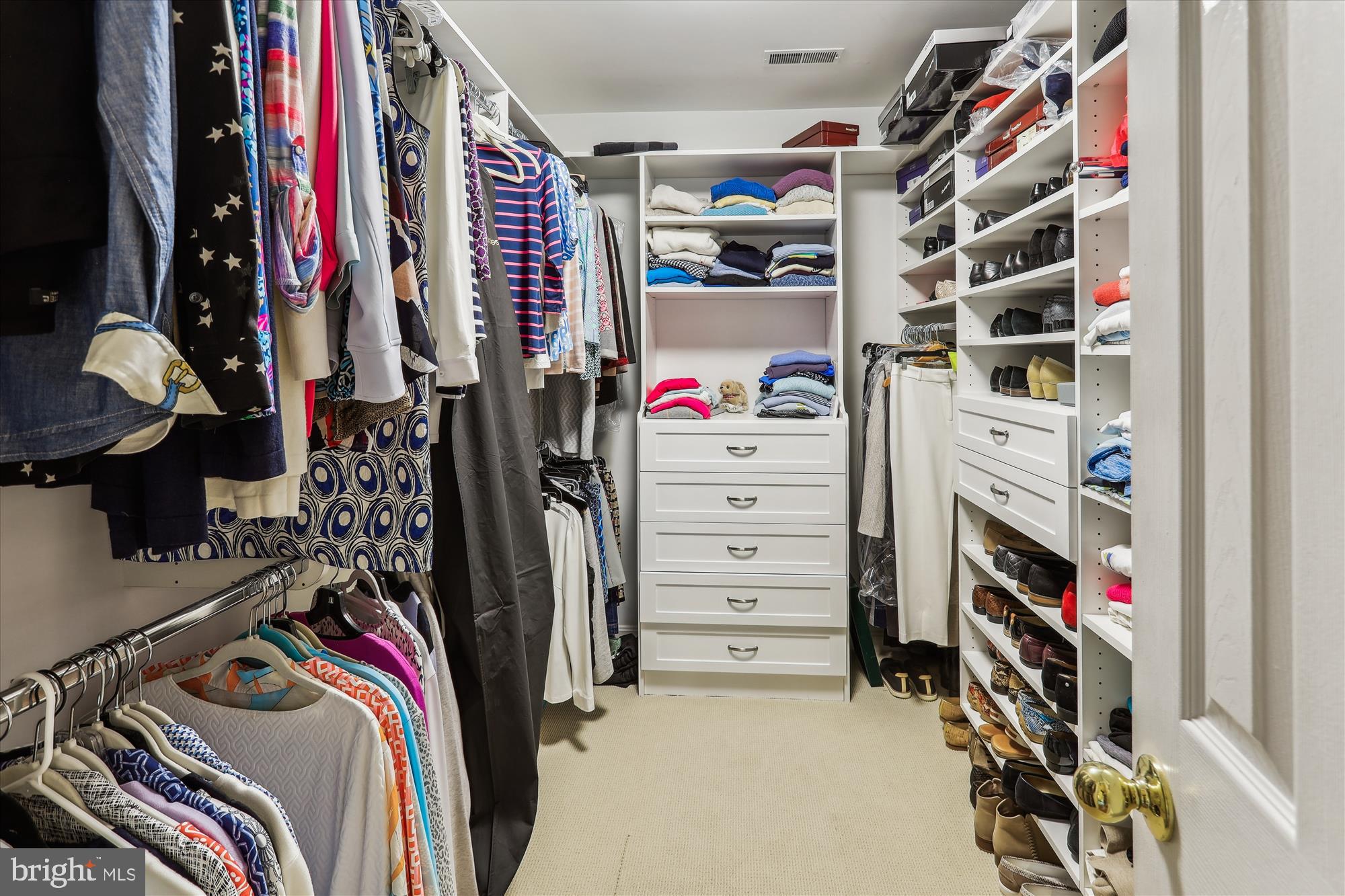 THE CLOISTERS AT CHARLES - Residential