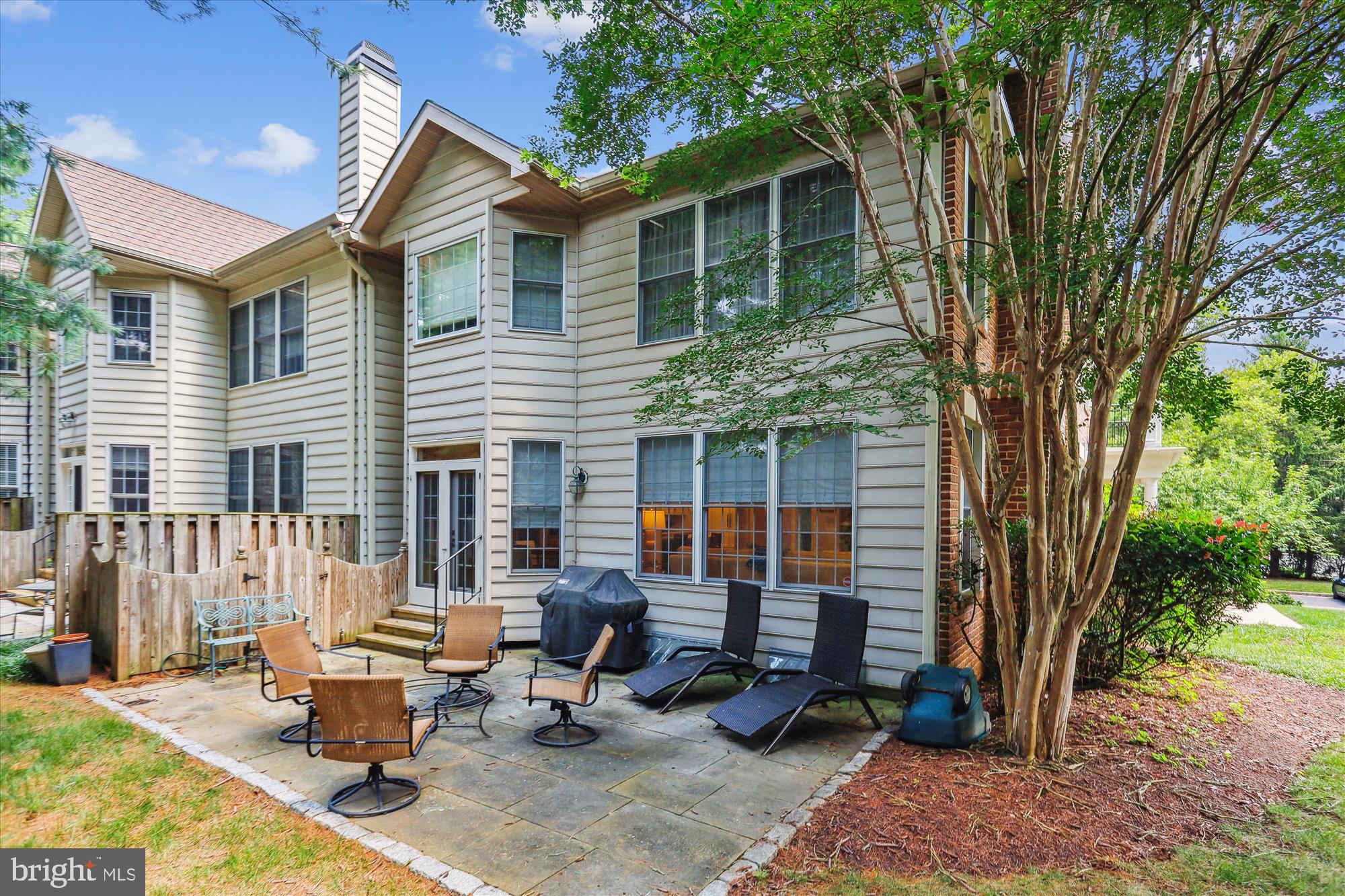 THE CLOISTERS AT CHARLES - Residential