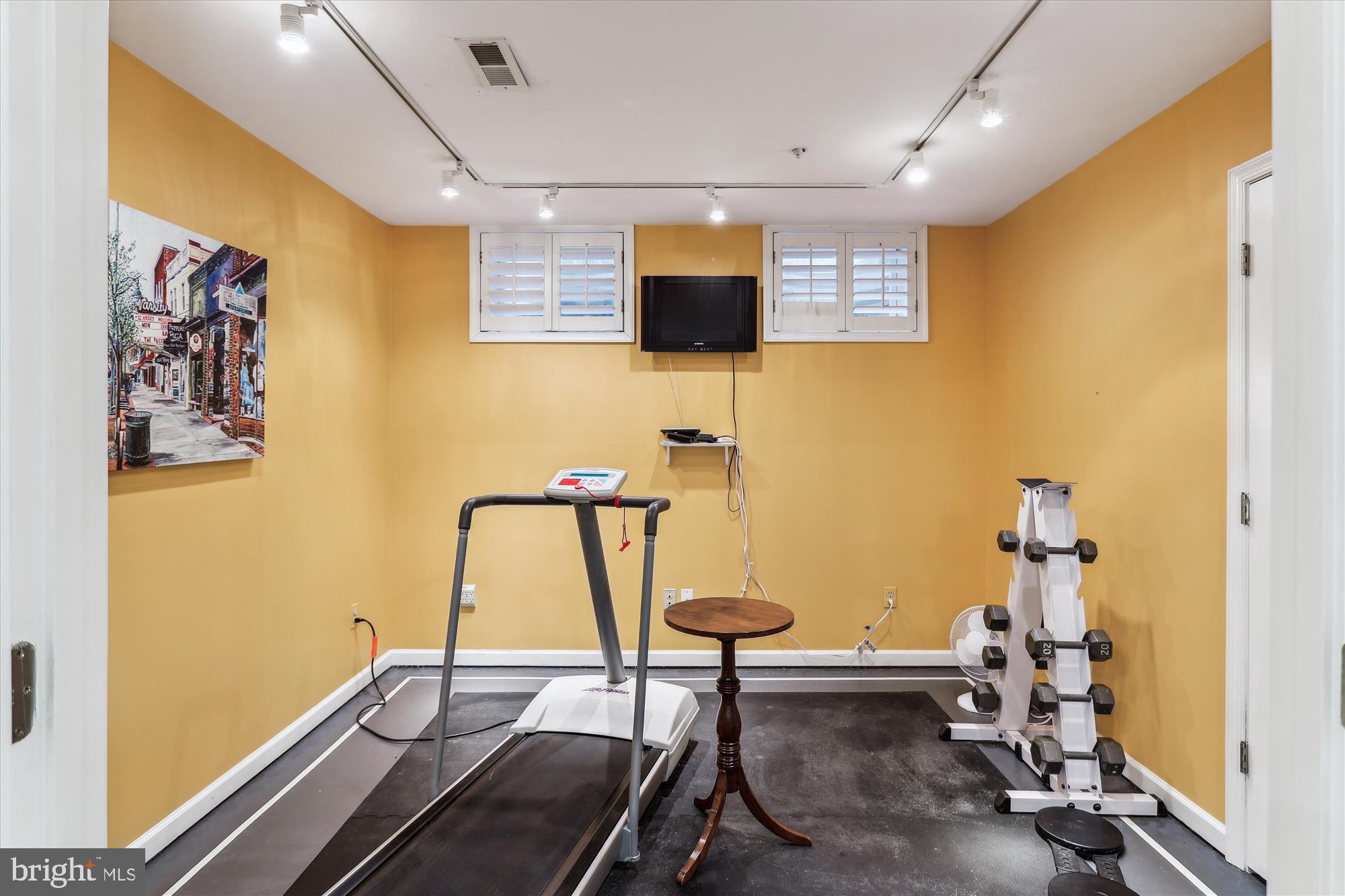 THE CLOISTERS AT CHARLES - Residential