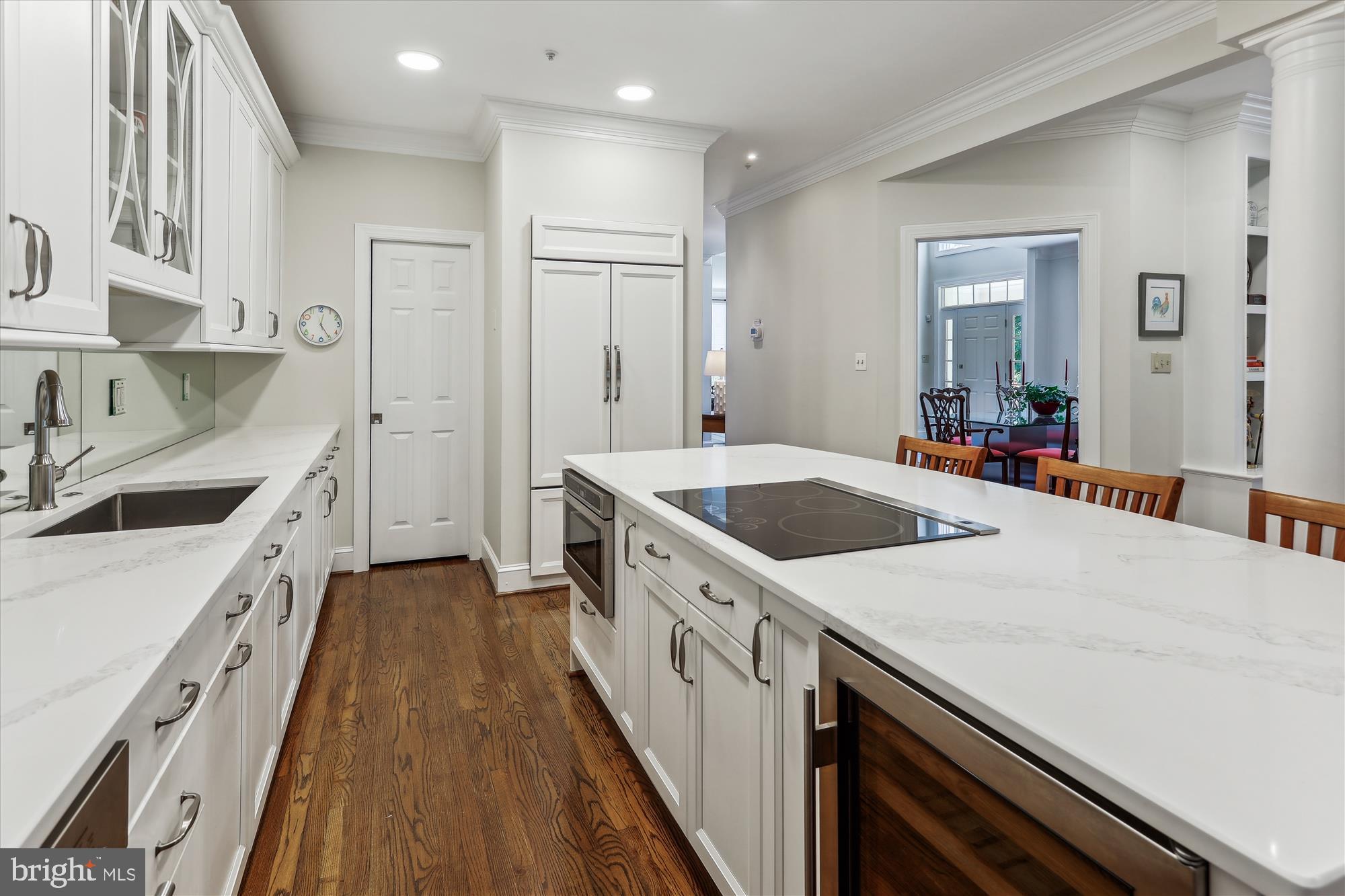 THE CLOISTERS AT CHARLES - Residential