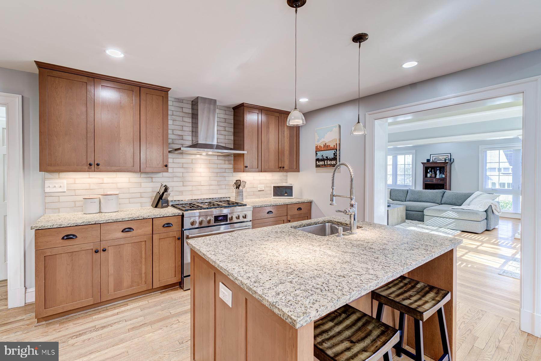 DOVER BALMORAL RIVERWOOD - Residential