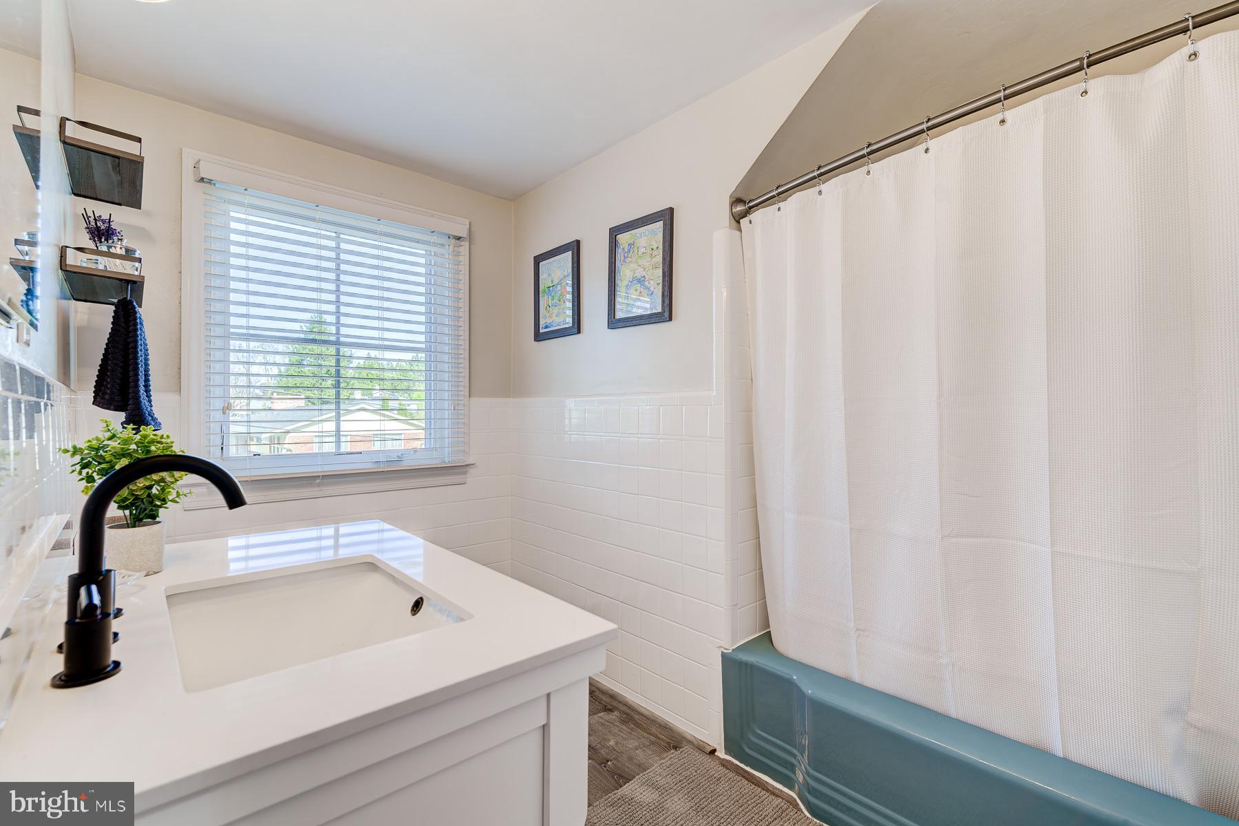 DOVER BALMORAL RIVERWOOD - Residential